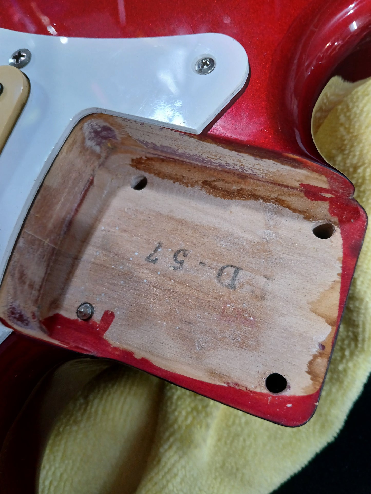 1989 Fender Japan ST57 '57 Reissue Vintage Stratocaster (Candy Apple Red)