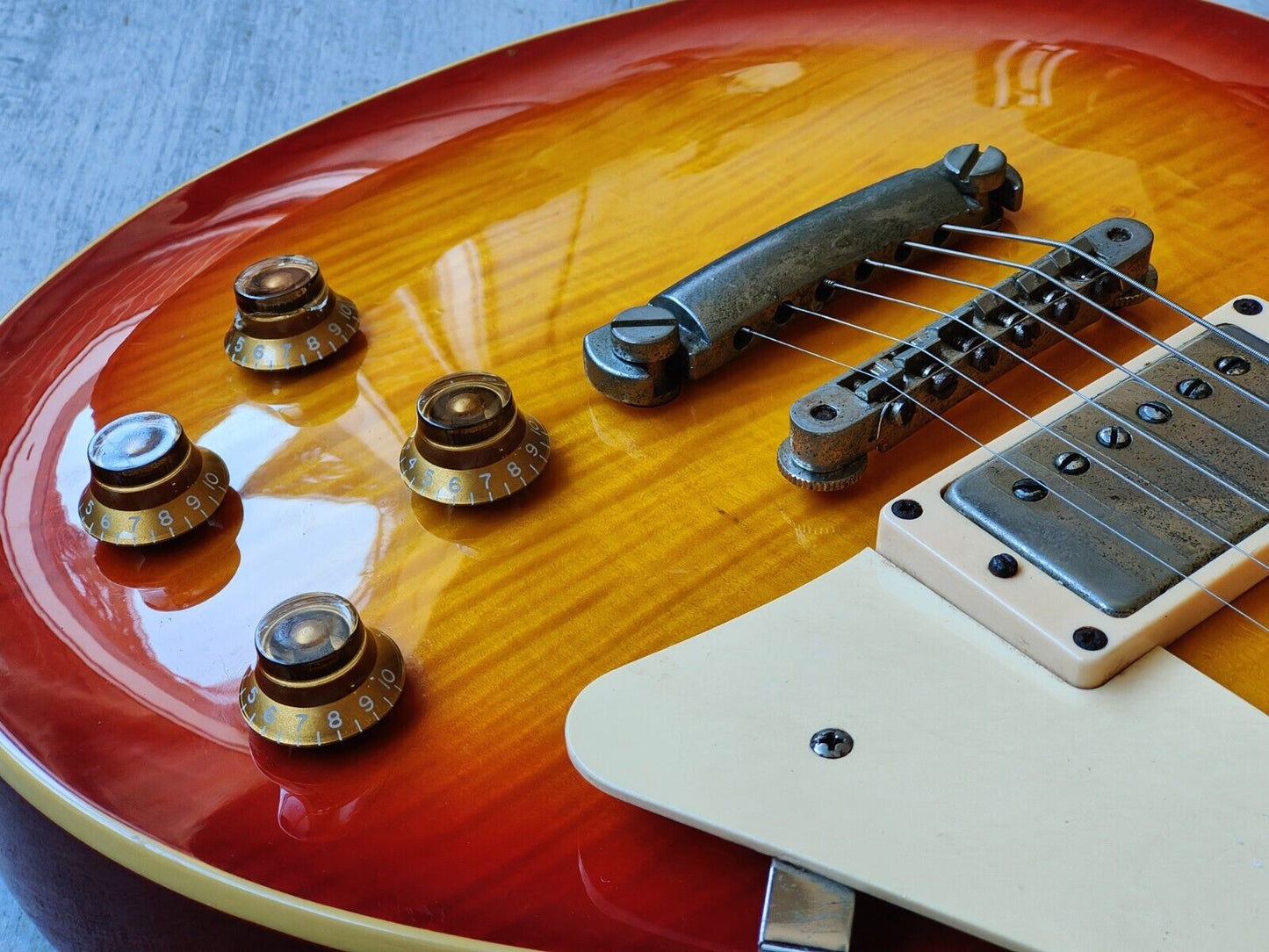 2000's Edwards Japan (by ESP) E-LP-92SD Les Paul w/Seymour Duncans (Sunburst)