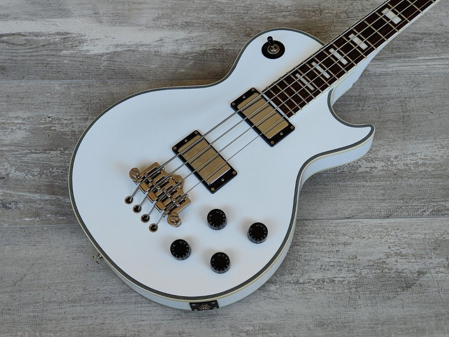 2012 Burny LPB-Custom Les Paul Custom Medium Scale Bass (Snow White)
