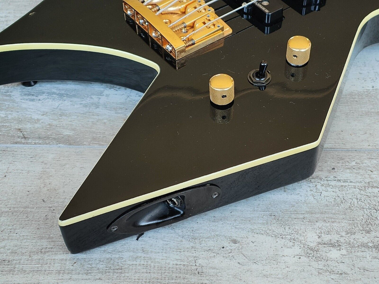 2000's Target (by Fernandes Japan) XBT-50 Warlock Bass (Black)