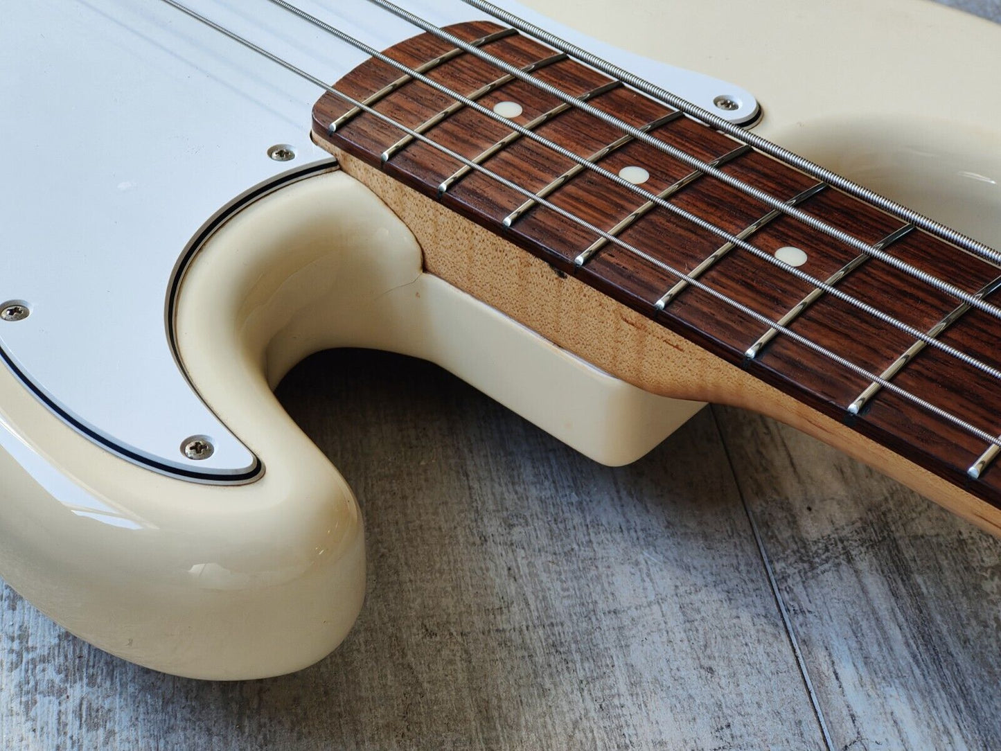 2004 Fender Japan PB-STD Standard Precision Bass (Vintage White)
