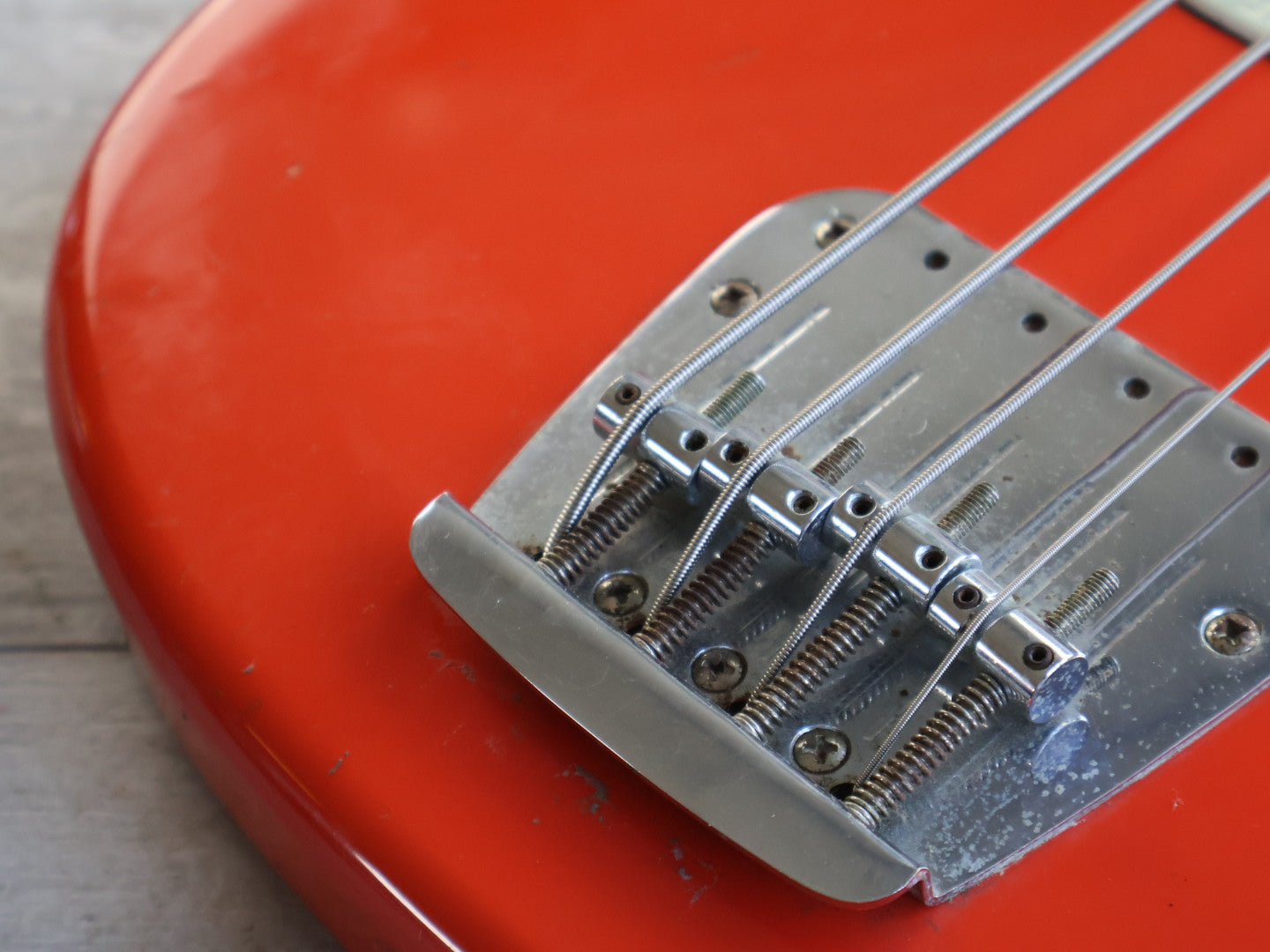2000 Fender Japan MB98-70SD Mustang Bass (Fiesta Red)