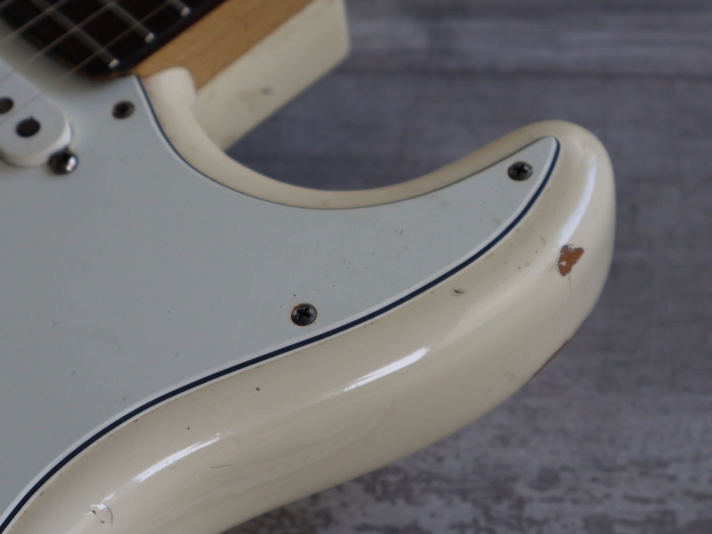 2003 Fender USA American Standard Stratocaster (Vintage White)