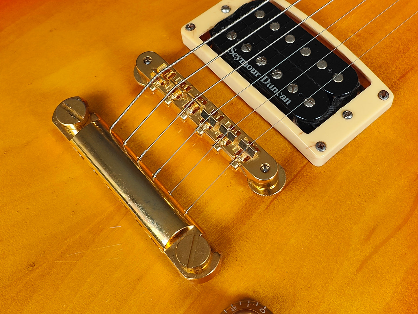 1976 Greco Japan EG-450 Les Paul Standard (Cherry Sunburst)