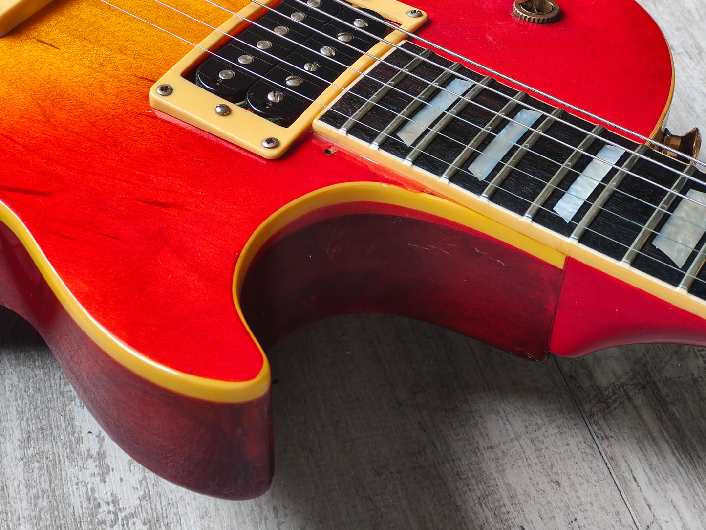 1976 Greco Japan EG-450 Les Paul Standard (Cherry Sunburst)