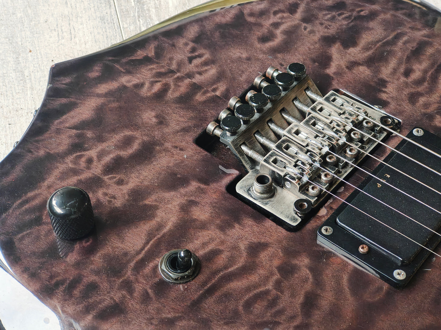 2000's Edwards (by ESP) E-P-98a Pierrot Artist Model F Series (Brown)