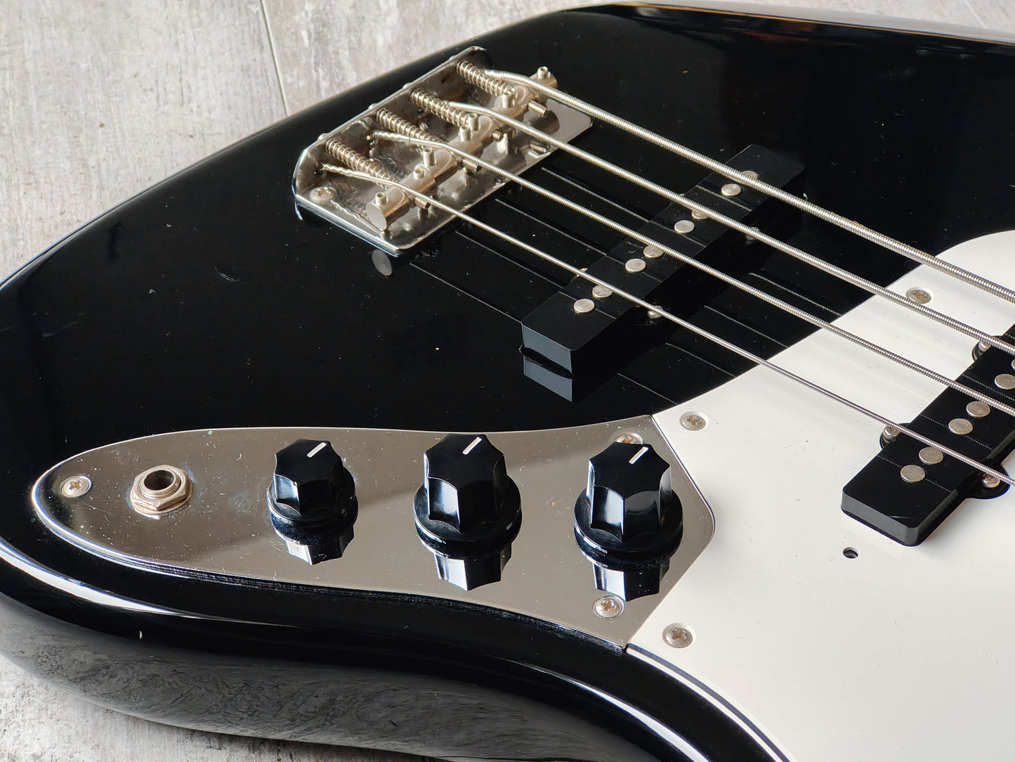 2010 Fender Japan Jazz Bass Standard (Black)