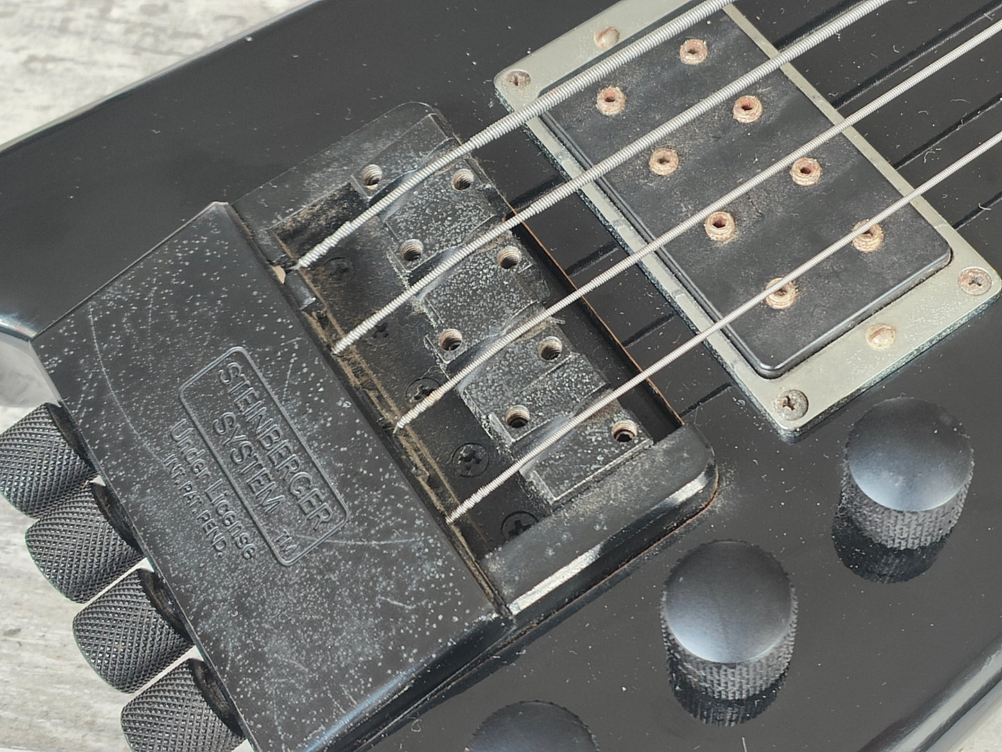 1980's Hohner B2 Headless Paddle Bass Guitar w/Steinberger System