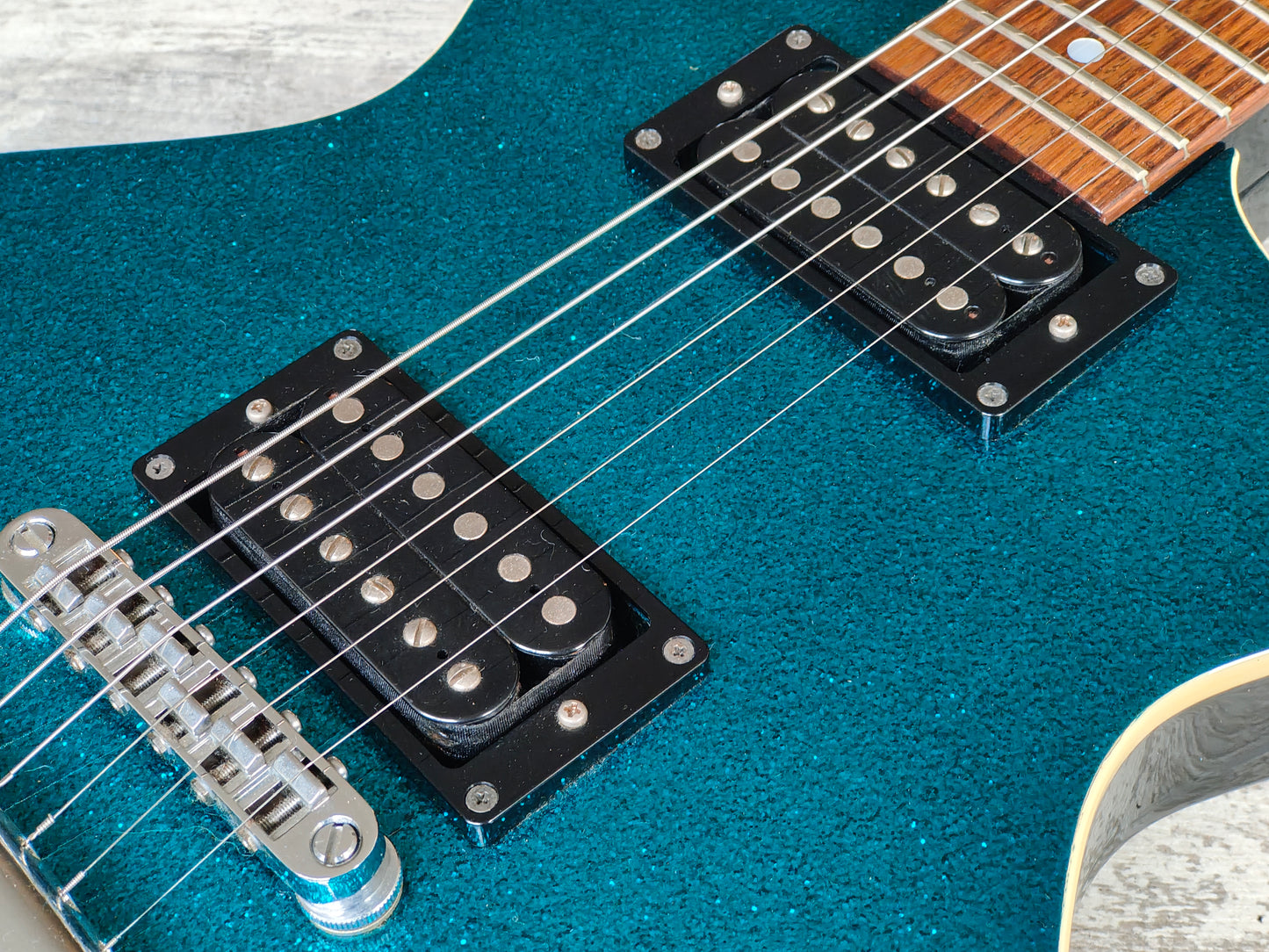 1999 Burny Japan LS-65 Single Cutaway (Blue Sparkle)