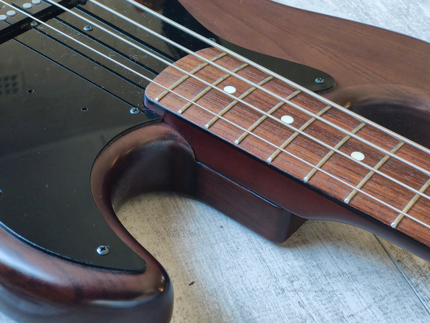 2002 Fender Japan JB62-73 Limited Edition Jazz Bass (Walnut Stain)