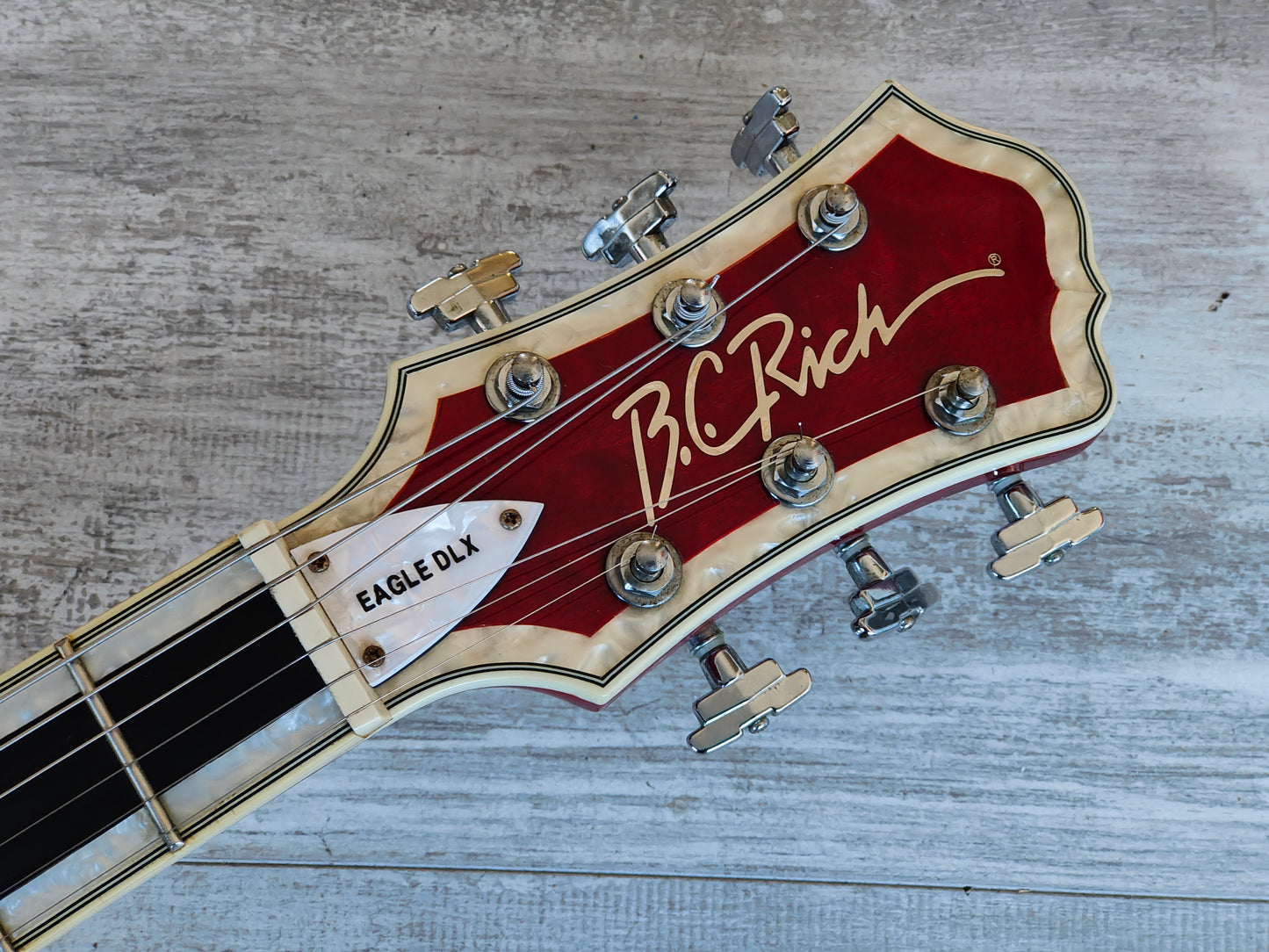 2004 BC Rich Eagle Classic Deluxe (Dragon's Blood Red)