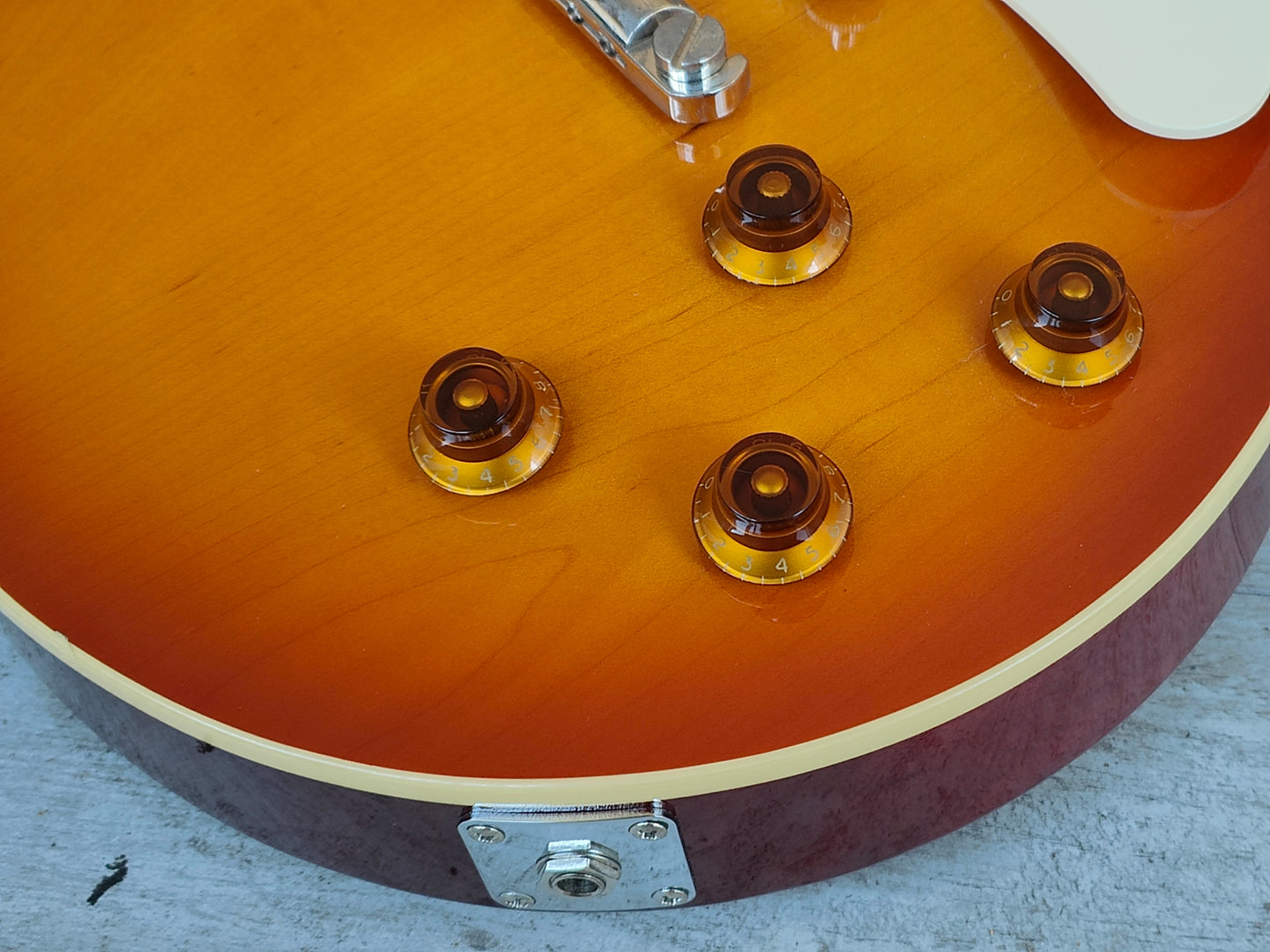 2016 FGN (Fujigen Japan) NLS-100 Neo Classic Les Paul Standard (Faded Cherry)