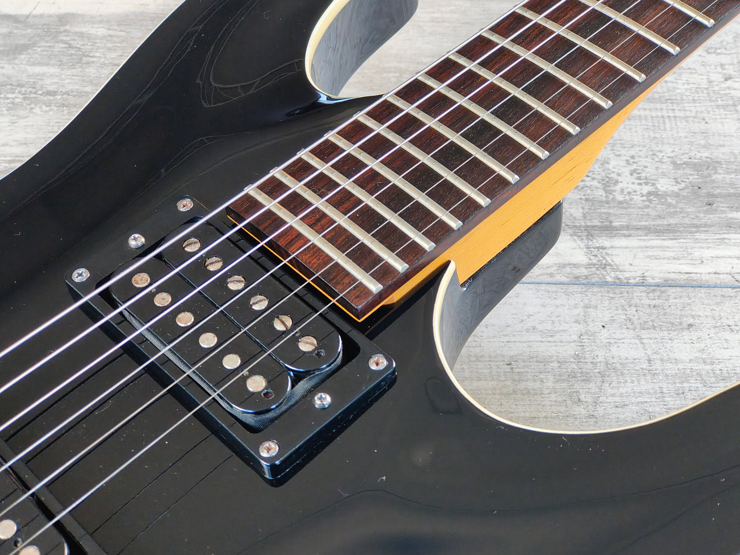 2001 Schecter Jerry Horton/Papa Roach Diamond Series (Black)