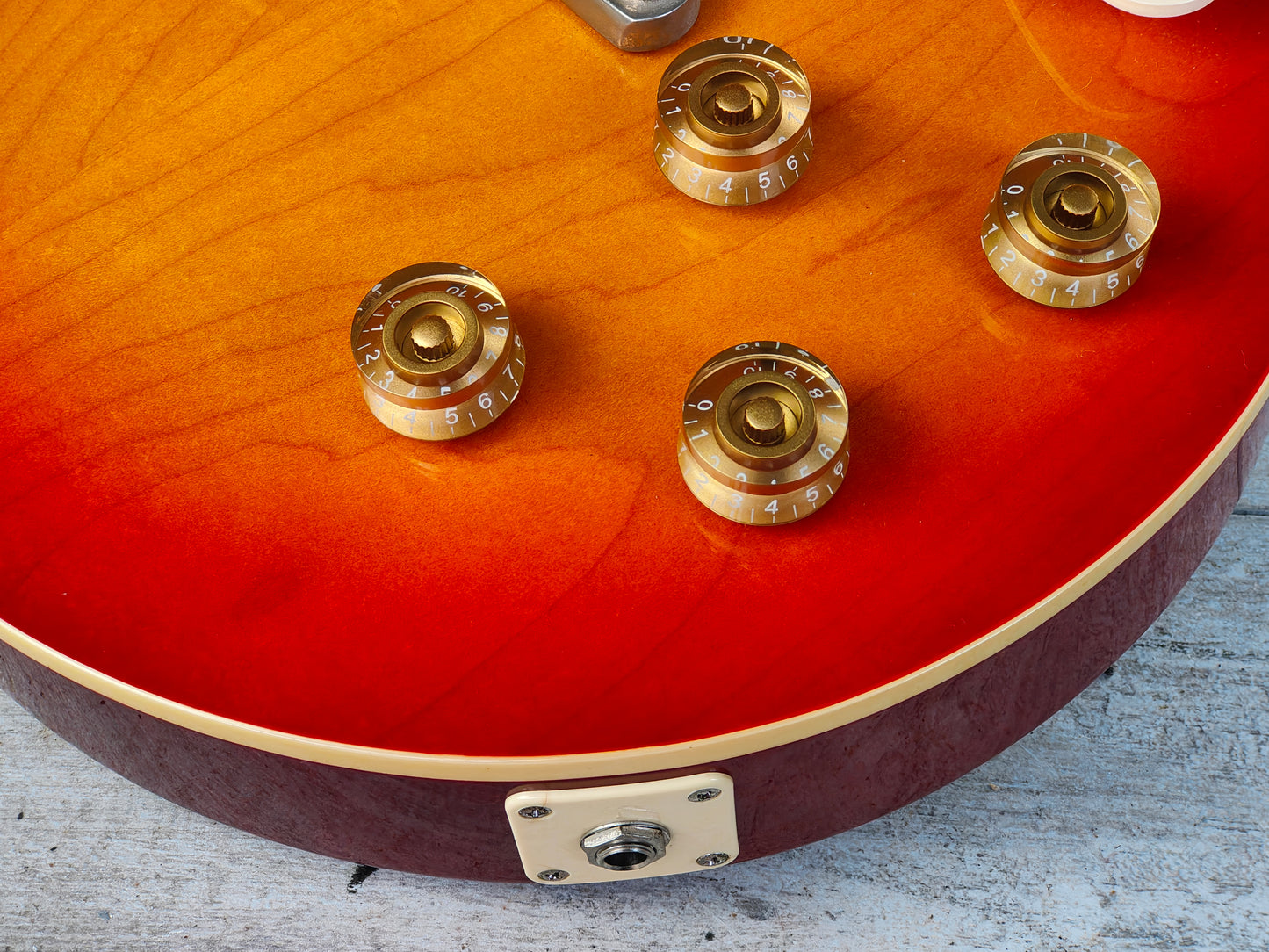 2012 Tokai Japan LS-115 Love Rock Les Paul Standard (Cherry Sunburst)
