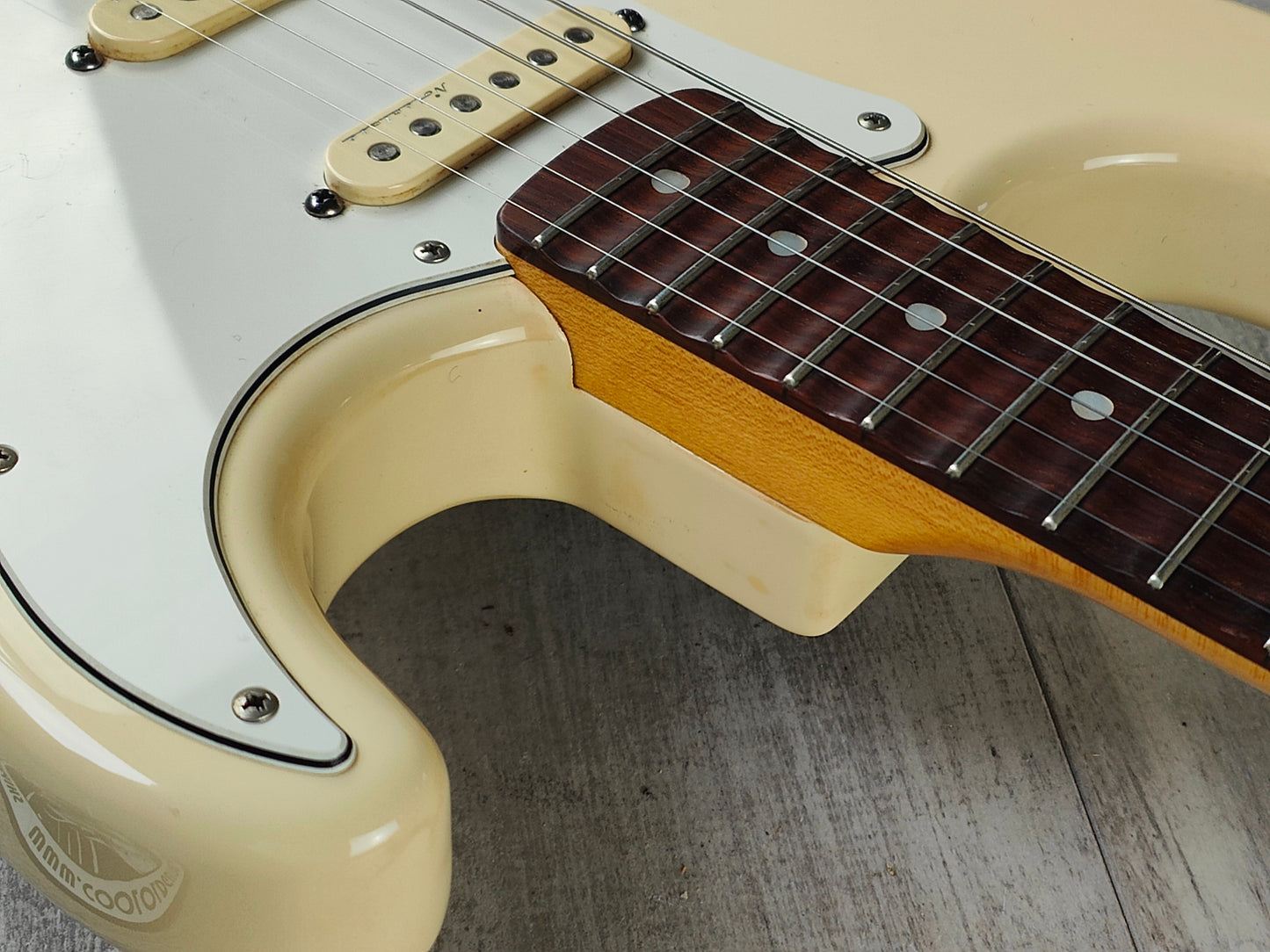 2010 Fender Japan ST72-RB Blackmore '72 Reissue Scalloped Stratocaster (White)