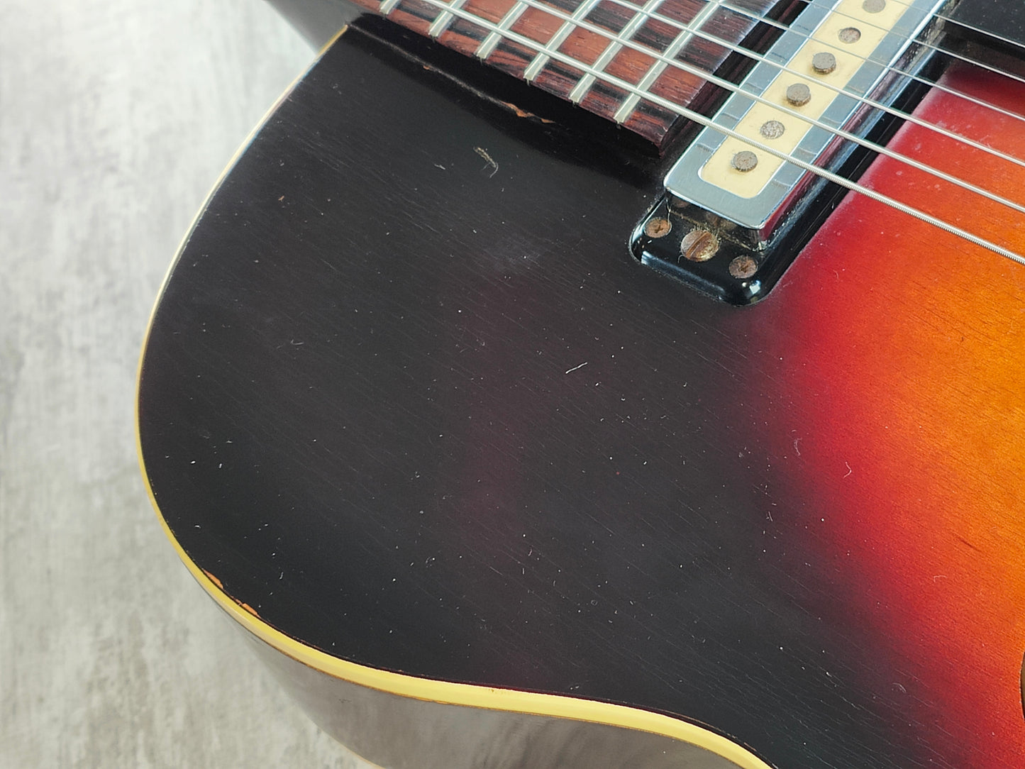 1966 Guild Cordoba X-50 Hollowbody Electric (Sunburst)