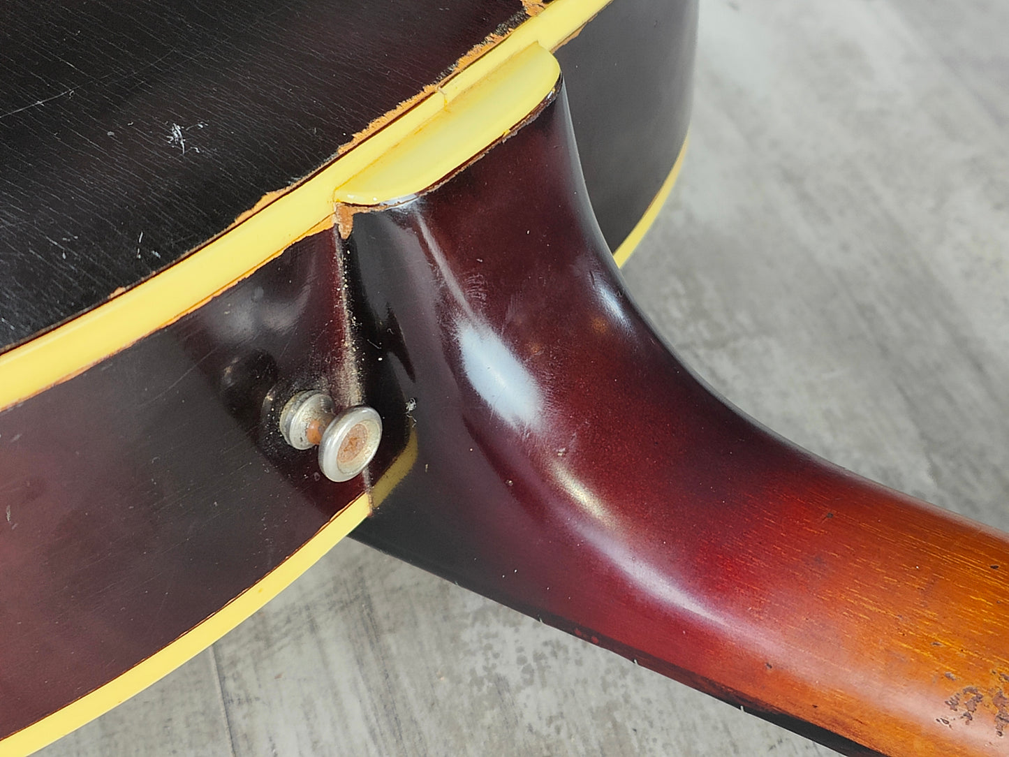 1966 Guild Cordoba X-50 Hollowbody Electric (Sunburst)