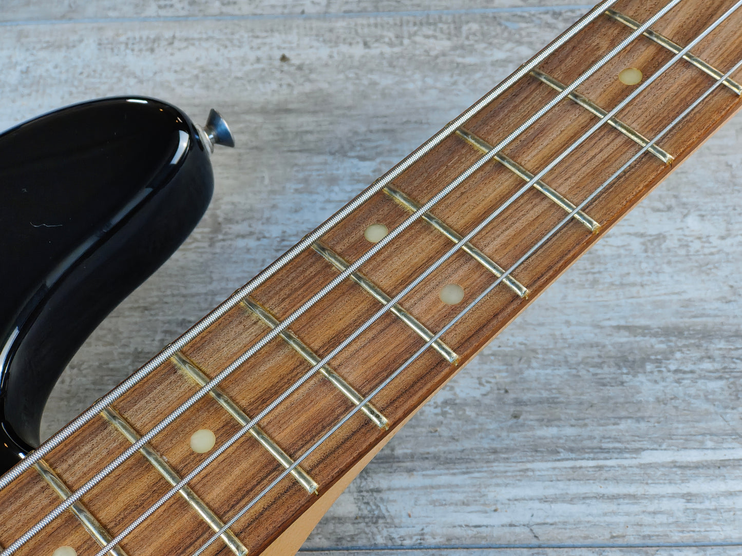 2021 Fender Player Plus Precision Bass - Pau Ferro Fingerboard (3-Color Sunburst)