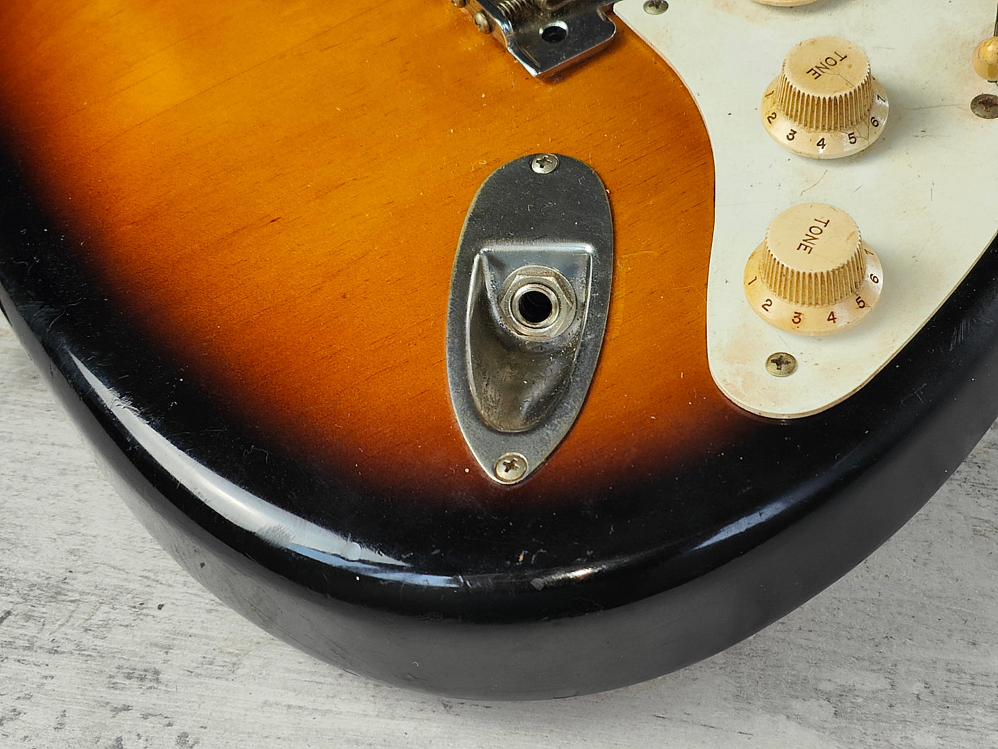 2004 Fender Japan ST57-58US '57 Reissue Stratocaster w/USA Pickups (Sunburst)