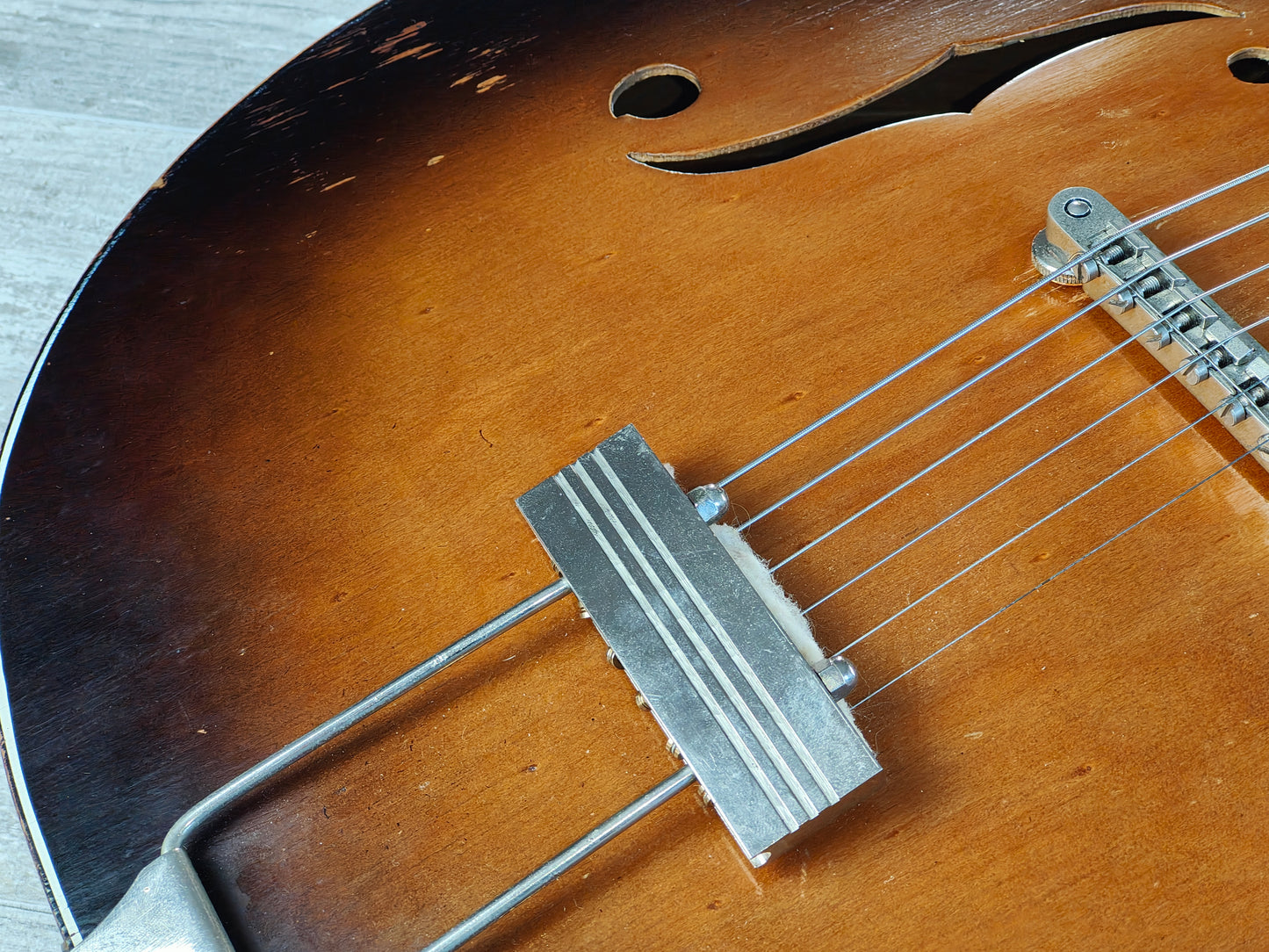 1950's Alver (by Maton) Australian Made Archtop Acoustic (Brown Sunburst)