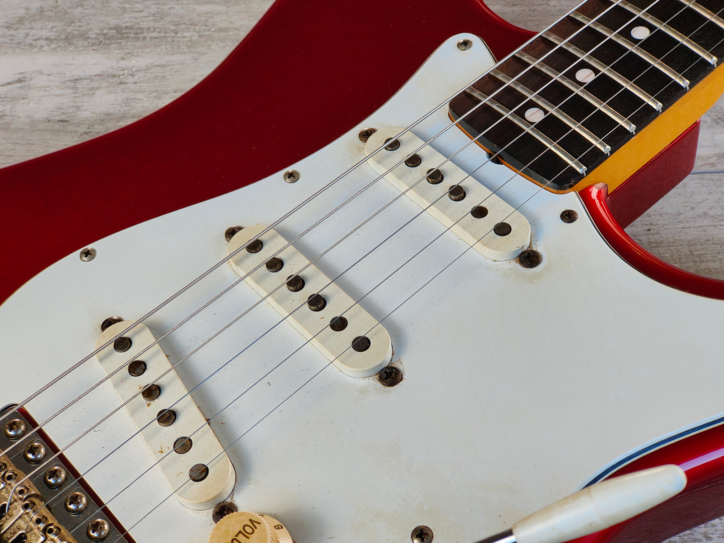 2002 Fender Japan ST62-58US '62 Reissue Stratocaster w/US Pickups (Candy Apple Red)
