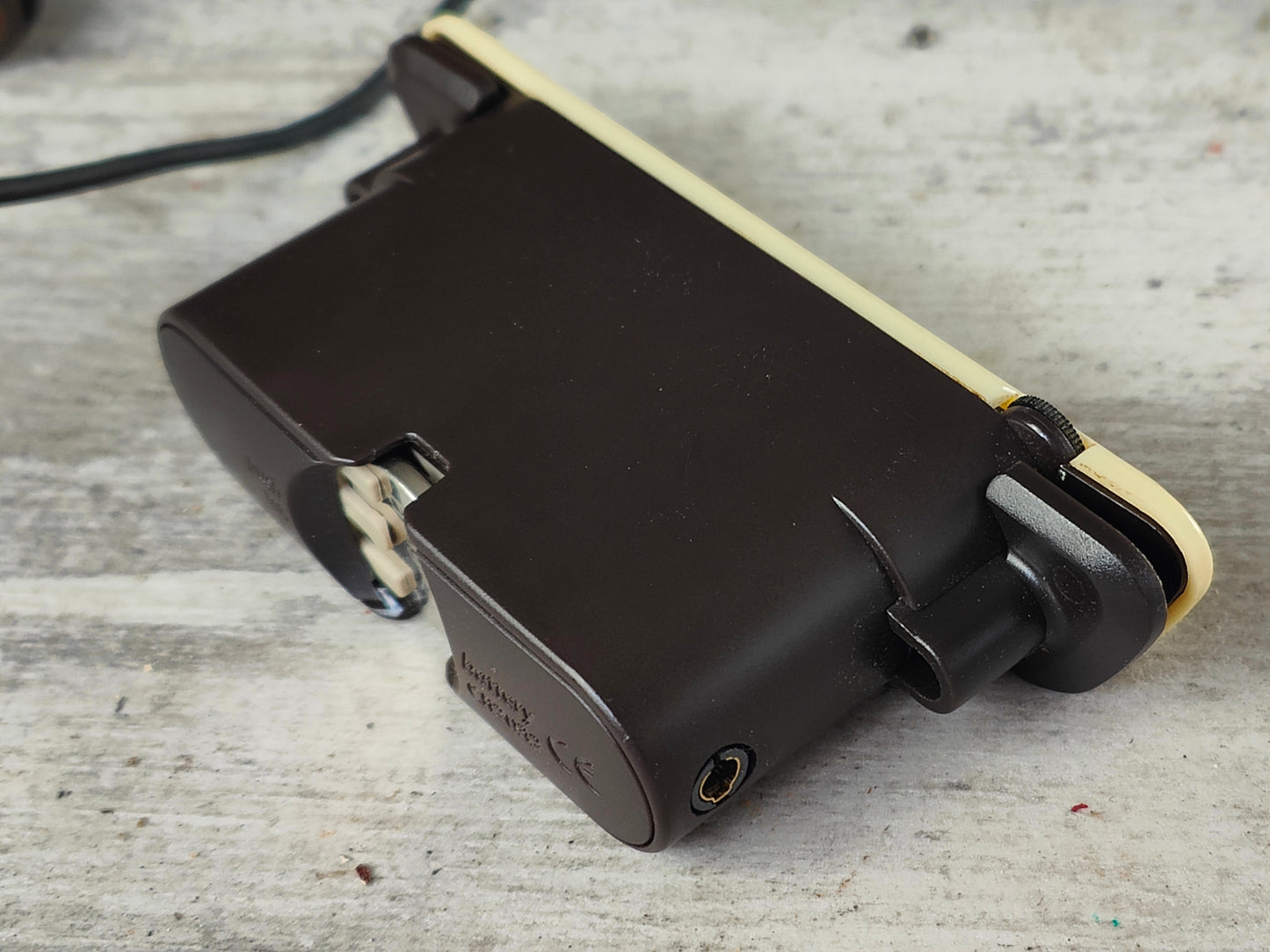 LR Baggs M1 Acoustic Pickup
