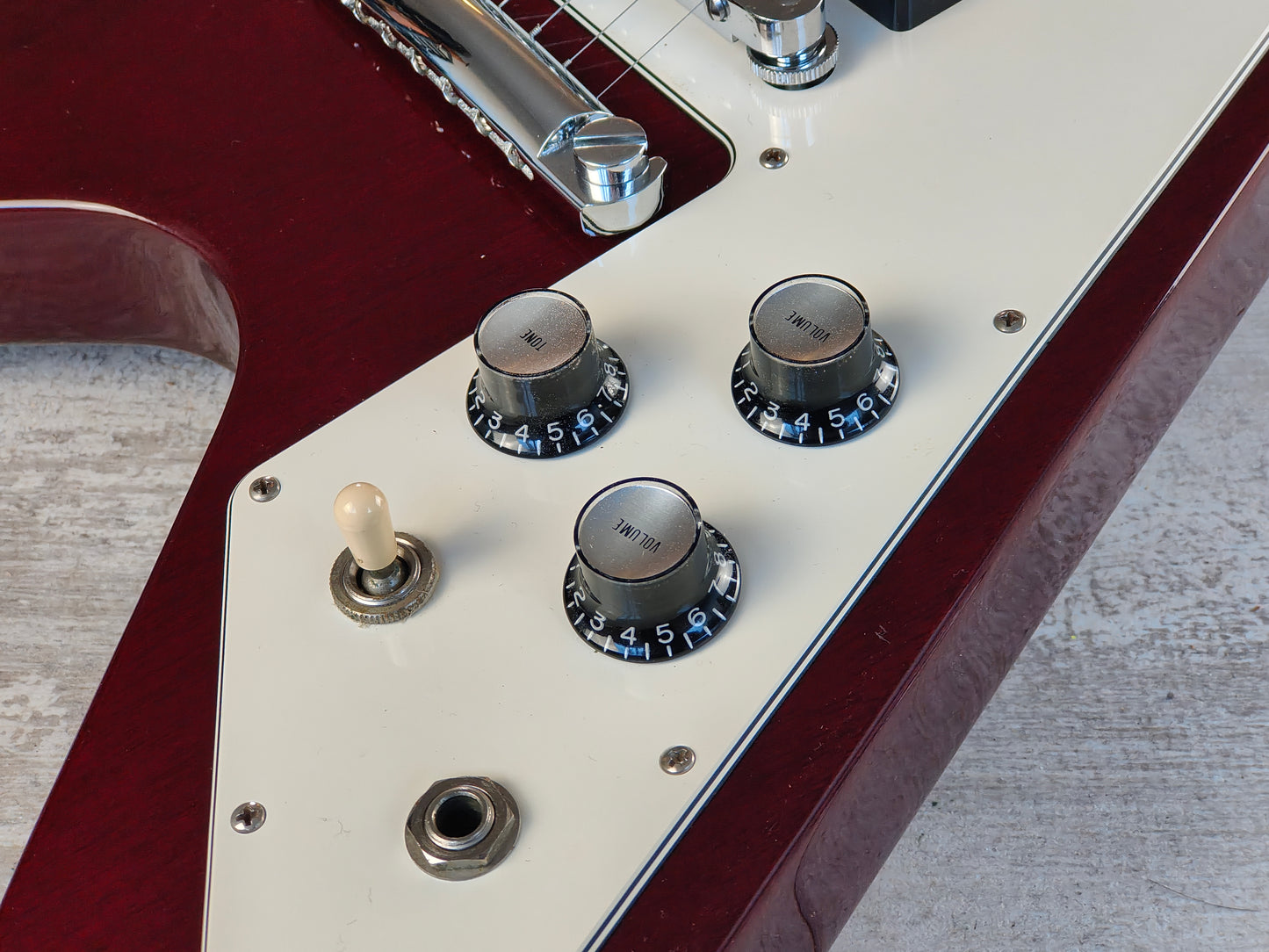 2004 Gibson USA '67 Flying V (Cherry Red)