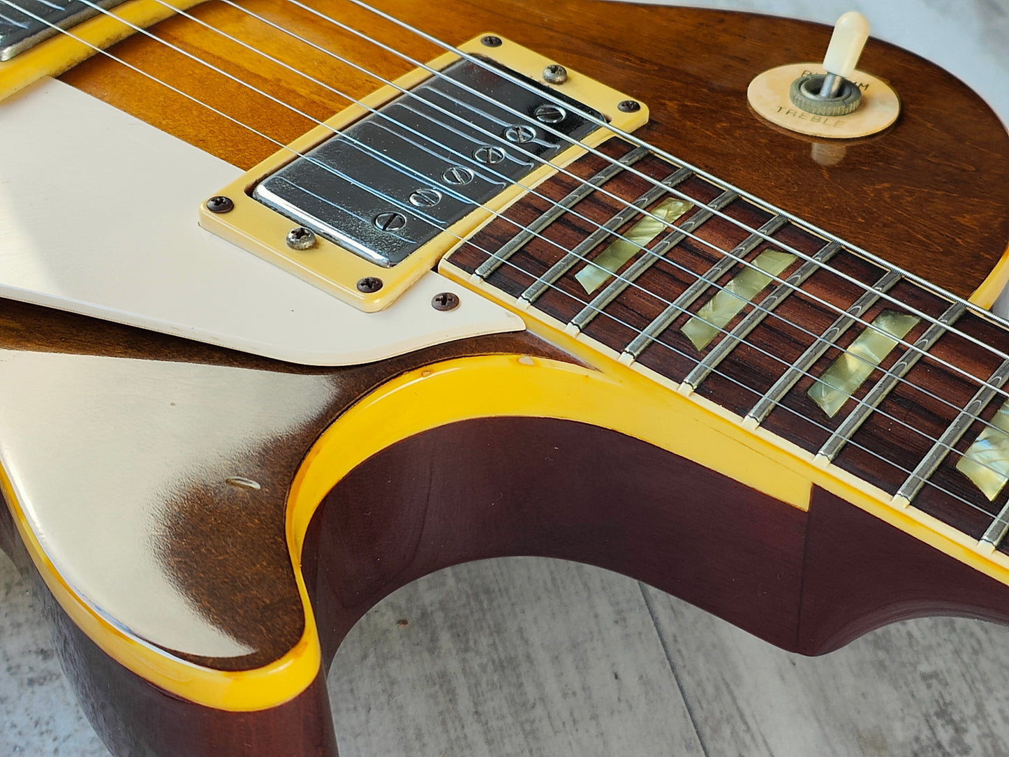 1977 Navigator (by ESP Japan) Les Paul Standard (Brown Sunburst)