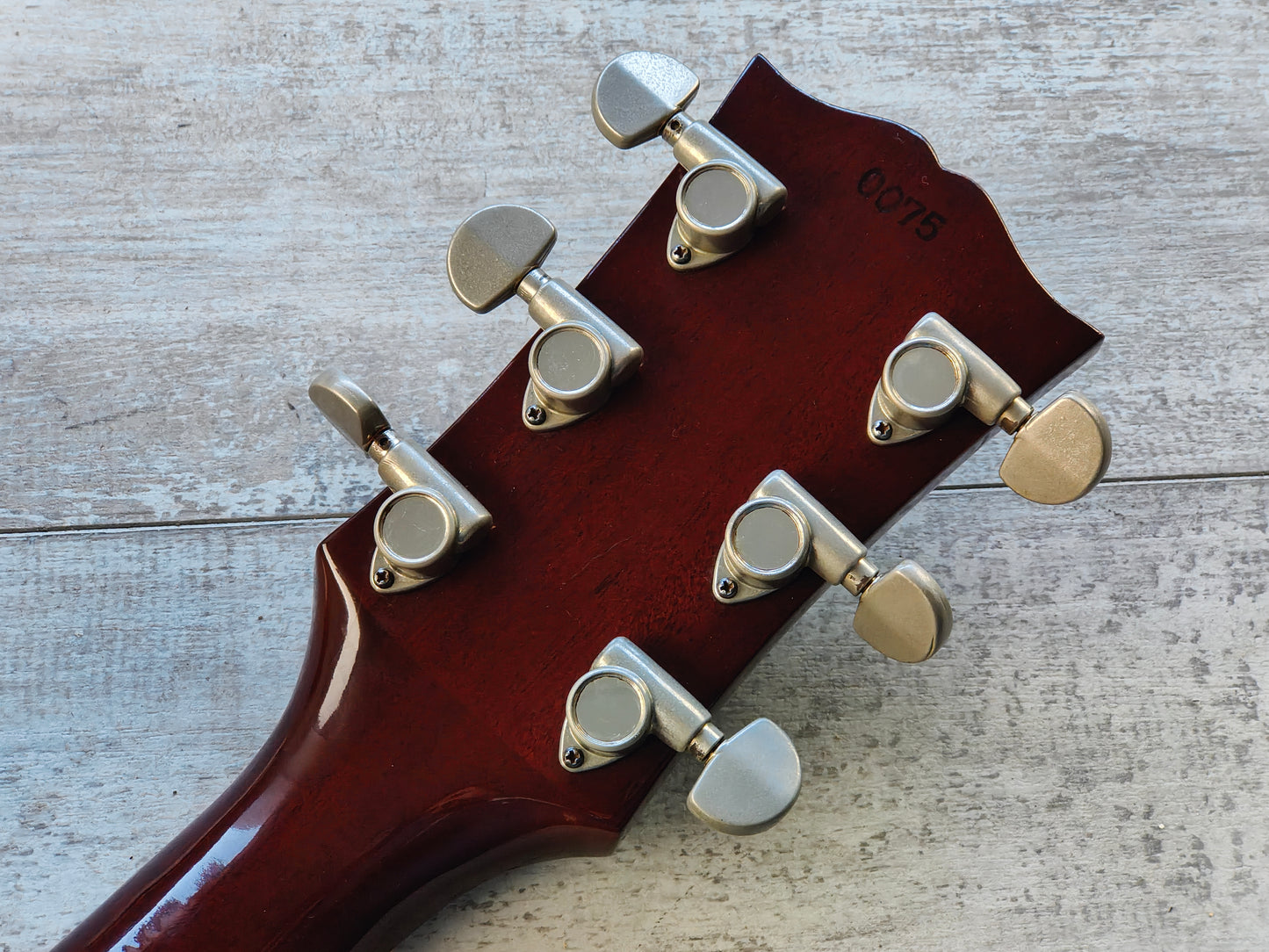 1977 Navigator (by ESP Japan) Les Paul Standard (Brown Sunburst)