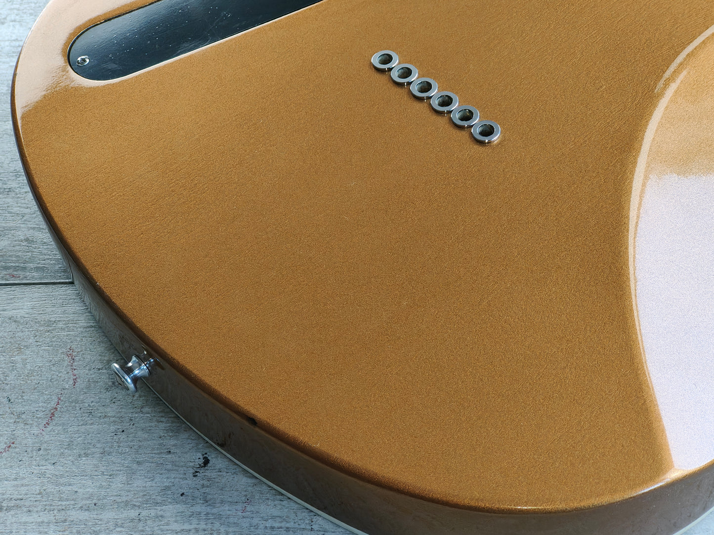 2011 Gibson USA Nighthawk Studio Single Cutaway (Goldtop)