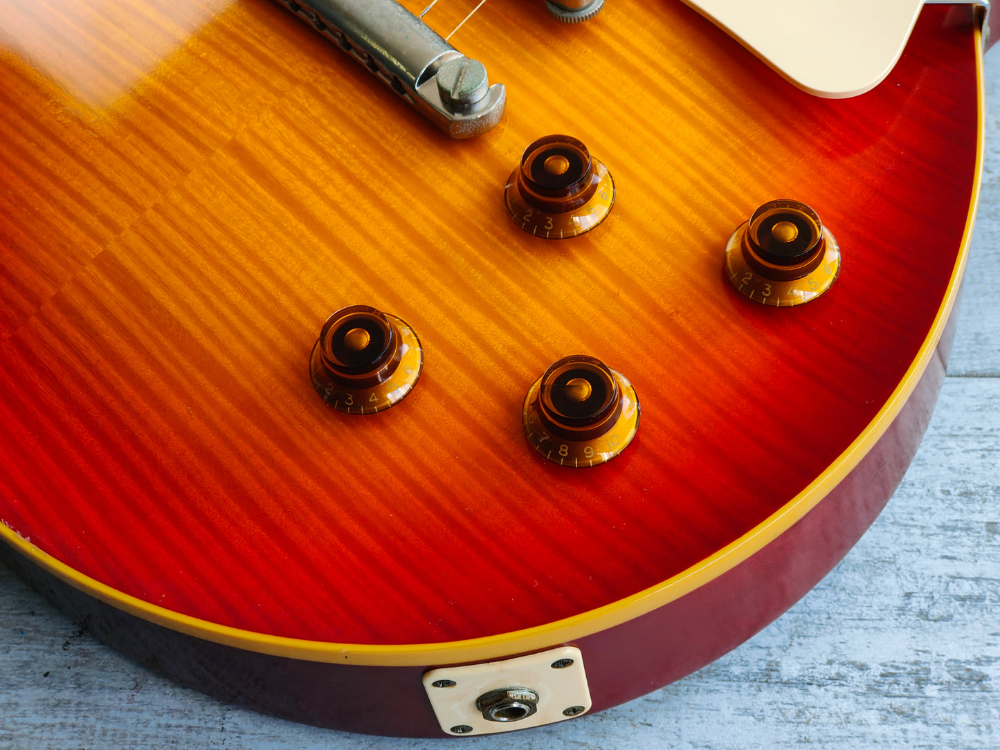 2004 Edwards Japan (by ESP) E-LP-108LTS Les Paul Standard (Sunburst)