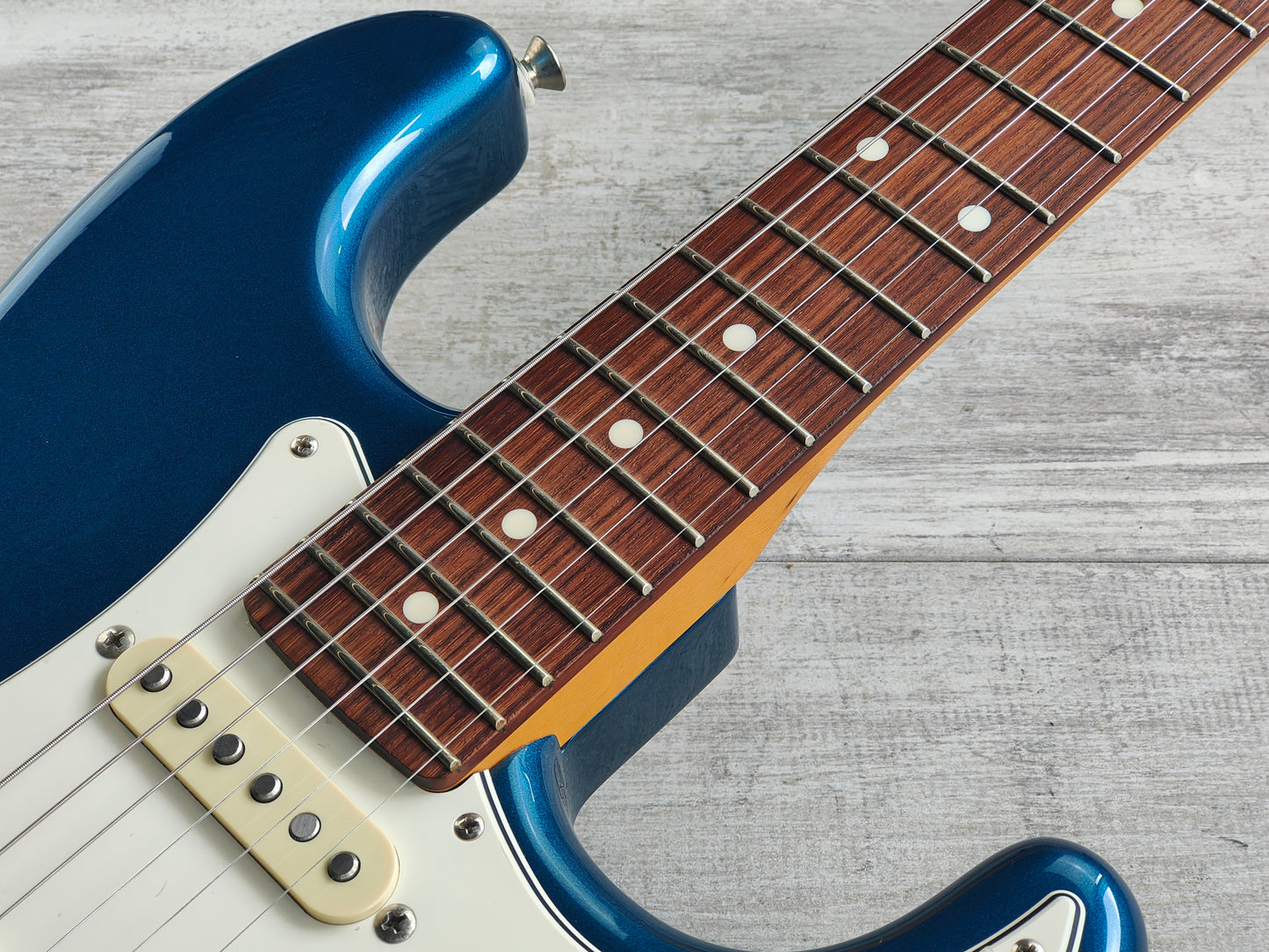 2015 History (by Fujigen Japan) TH-SV/R "Heritage Wood Series" Stratocaster (Dark Lake Placid Blue)
