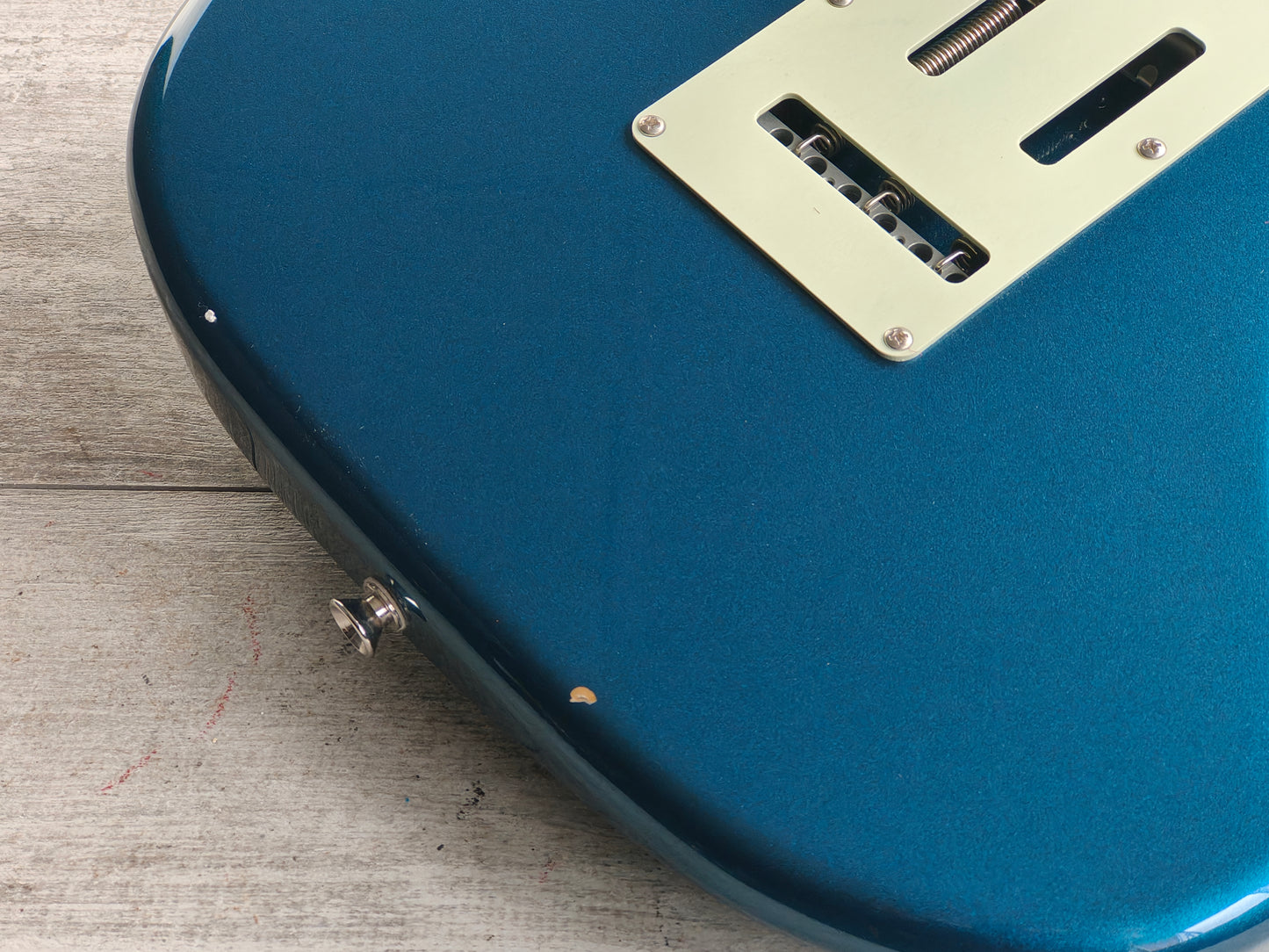 2015 History (by Fujigen Japan) TH-SV/R "Heritage Wood Series" Stratocaster (Dark Lake Placid Blue)