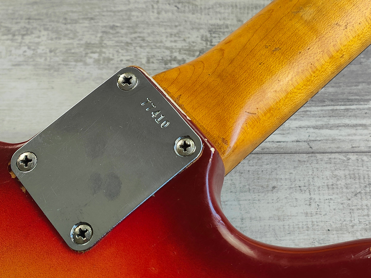 1962 Fender USA Short Scale Vintage Musicmaster (Maroon Burst)