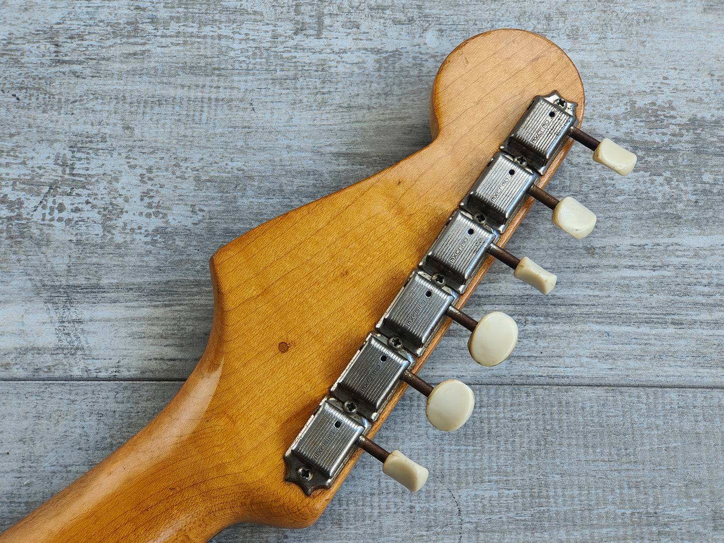 1962 Fender USA Short Scale Vintage Musicmaster (Maroon Burst)