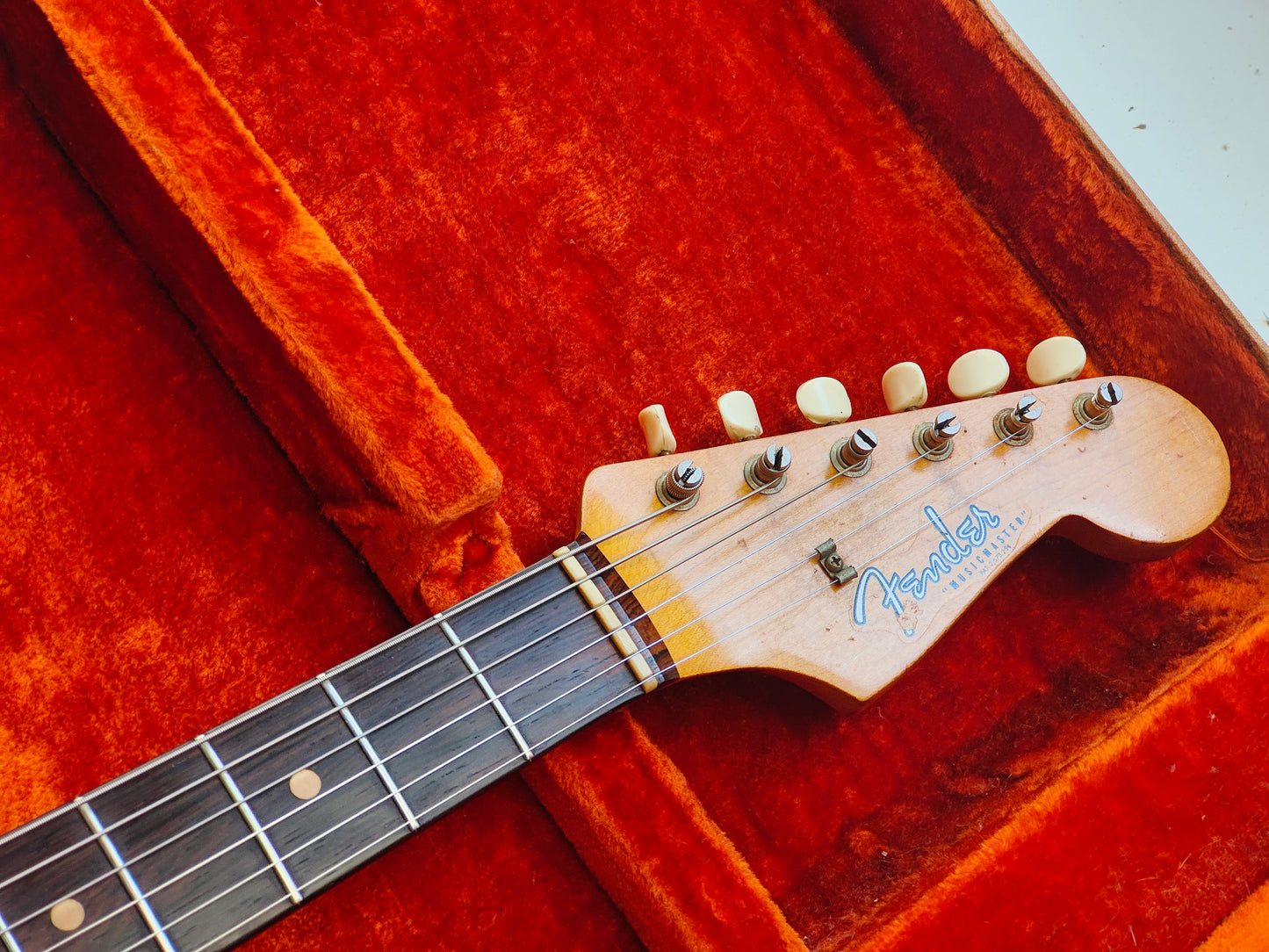 1962 Fender USA Short Scale Vintage Musicmaster (Maroon Burst)