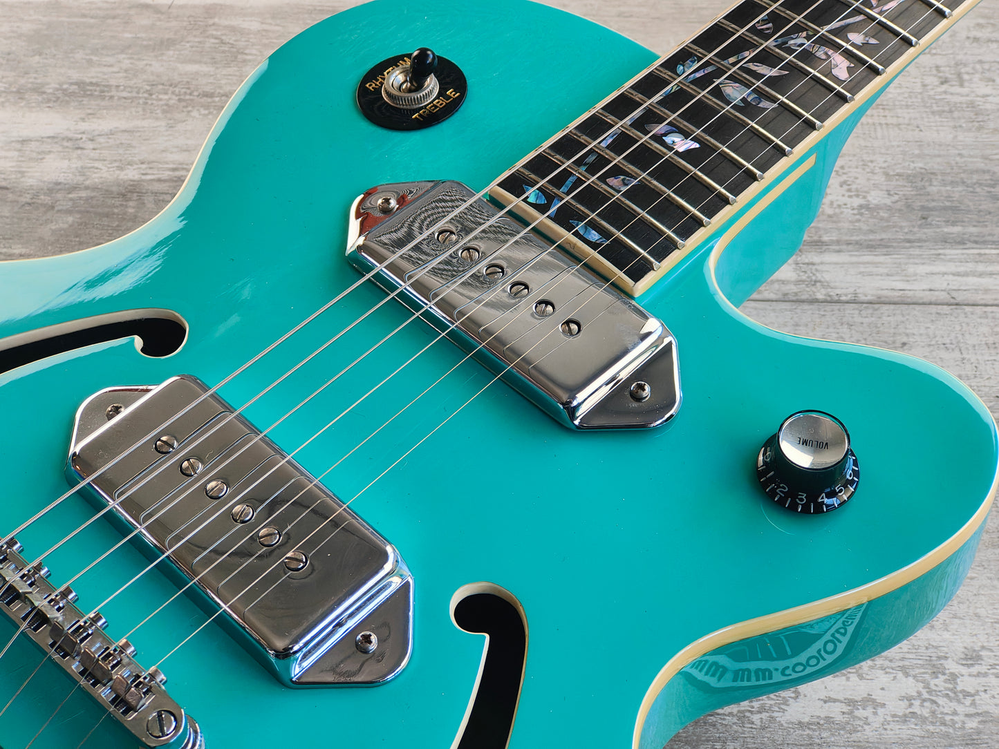 2001 Epiphone Korea Wildkat Limited Edition Semi-Hollowbody (Turqoise)