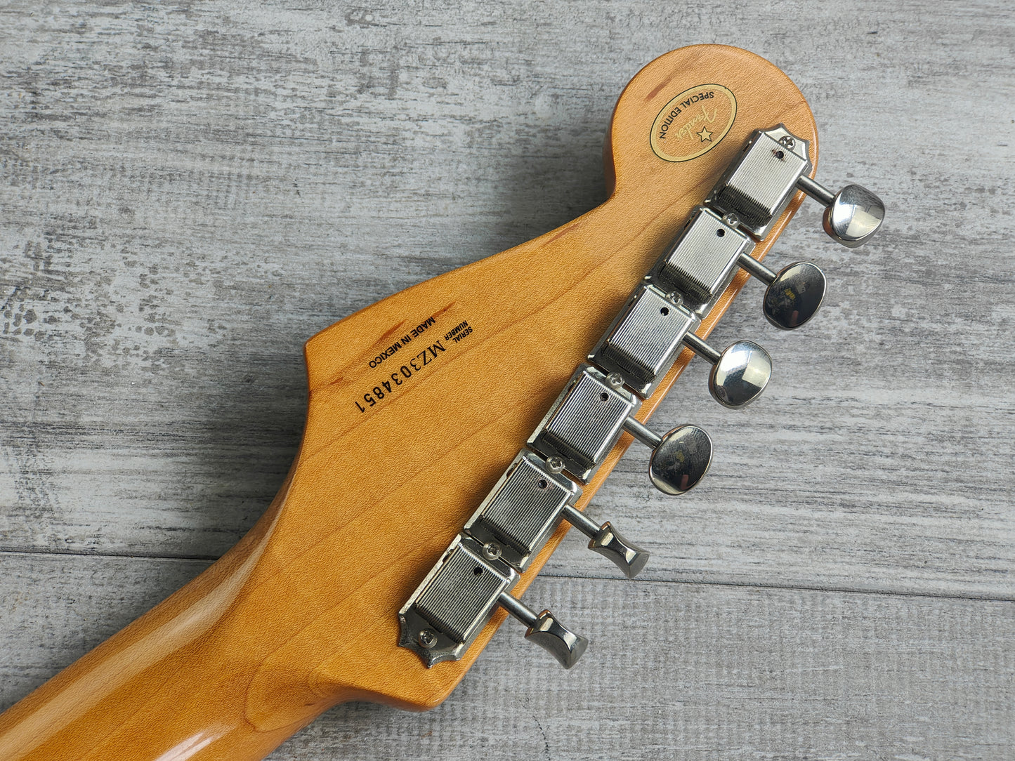 2003 Fender Limited Edition Vintage Player 50's Stratocaster (Vintage White)