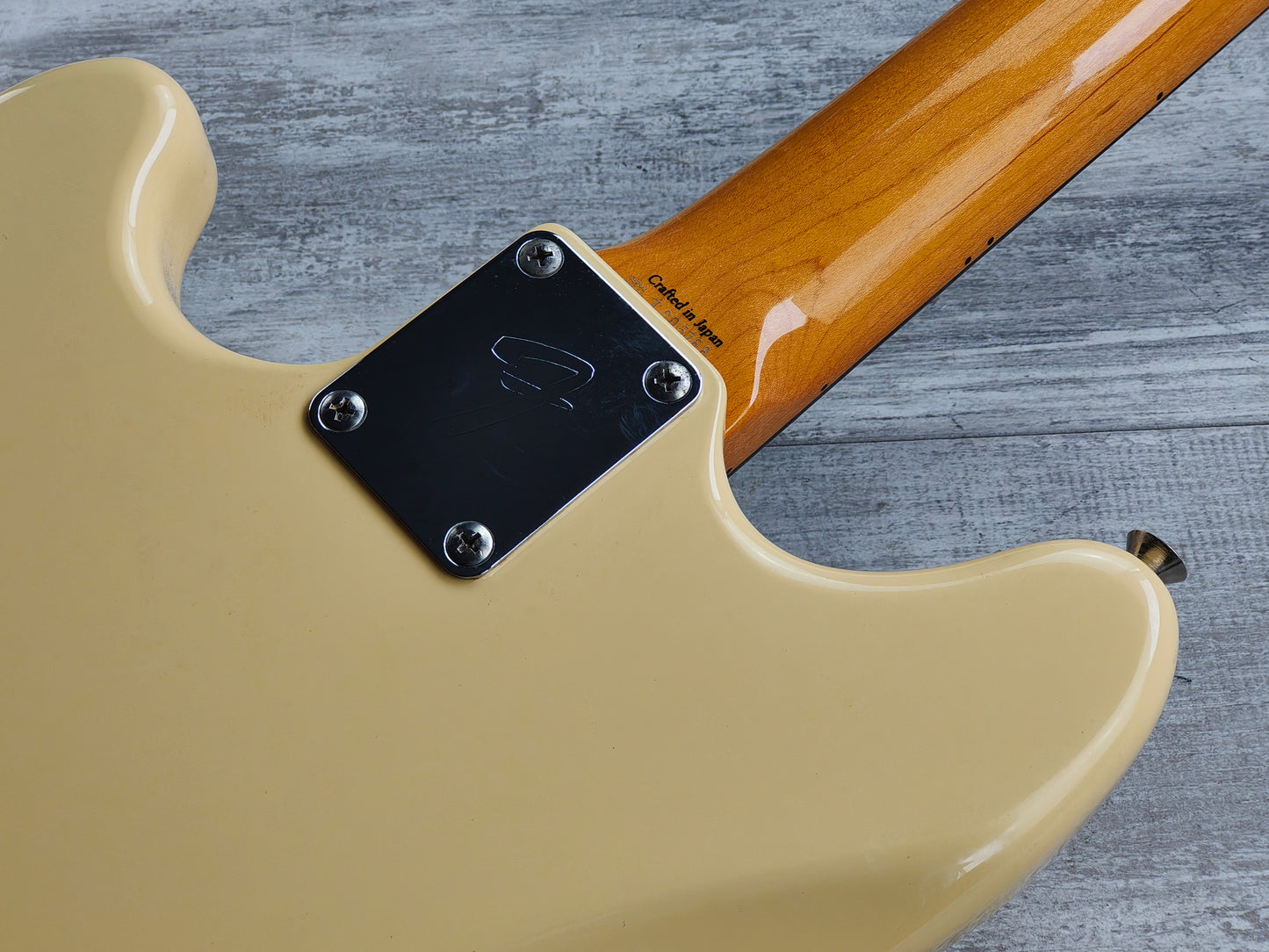 2008 Fender Japan MG69 '69 Reissue Mustang (Vintage White)