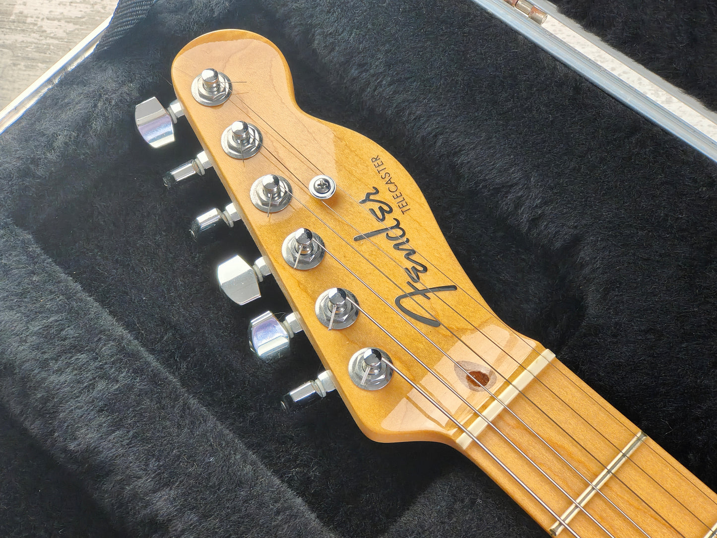 2009 Fender USA American Deluxe Telecaster (Aged Cherry Burst)