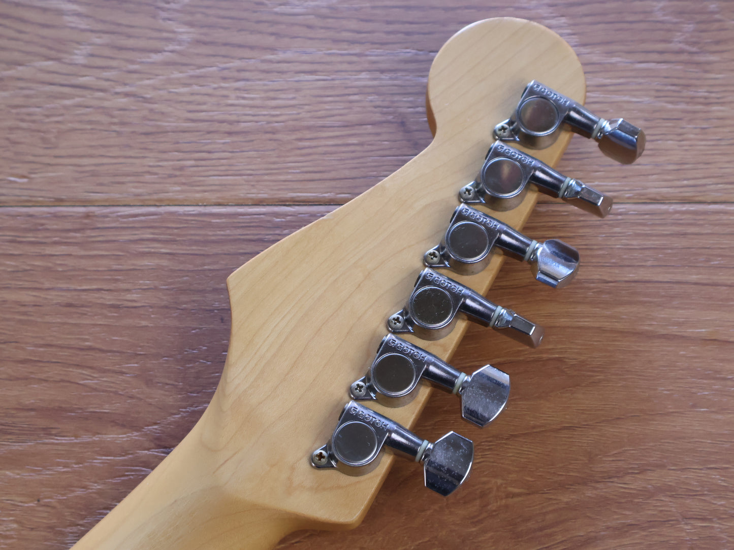 2007 Fender Japan ST-STD HSH Stratocaster Standard (Sunburst)