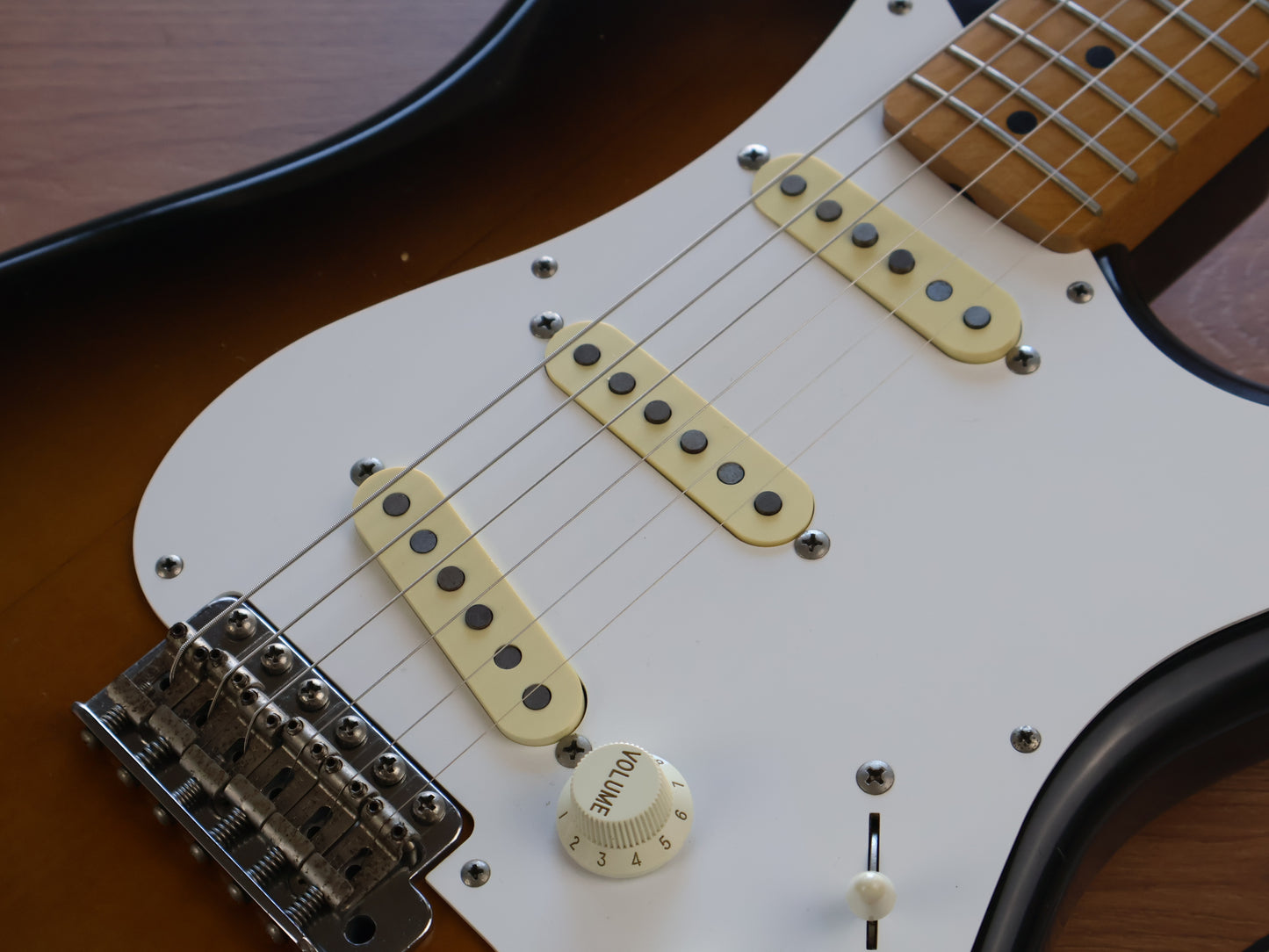 1989 Fender Japan ST57 '57 Reissue Vintage Stratocaster (Brown Sunburst)
