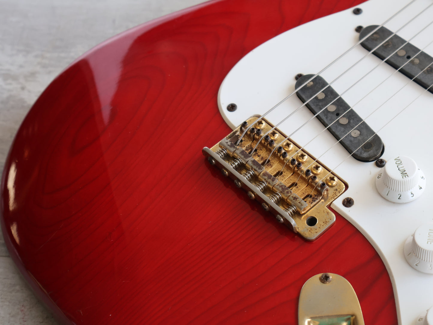 1980's Bill Lawrence (by Morris Japan) BC2R-70G Stratocaster (Red)