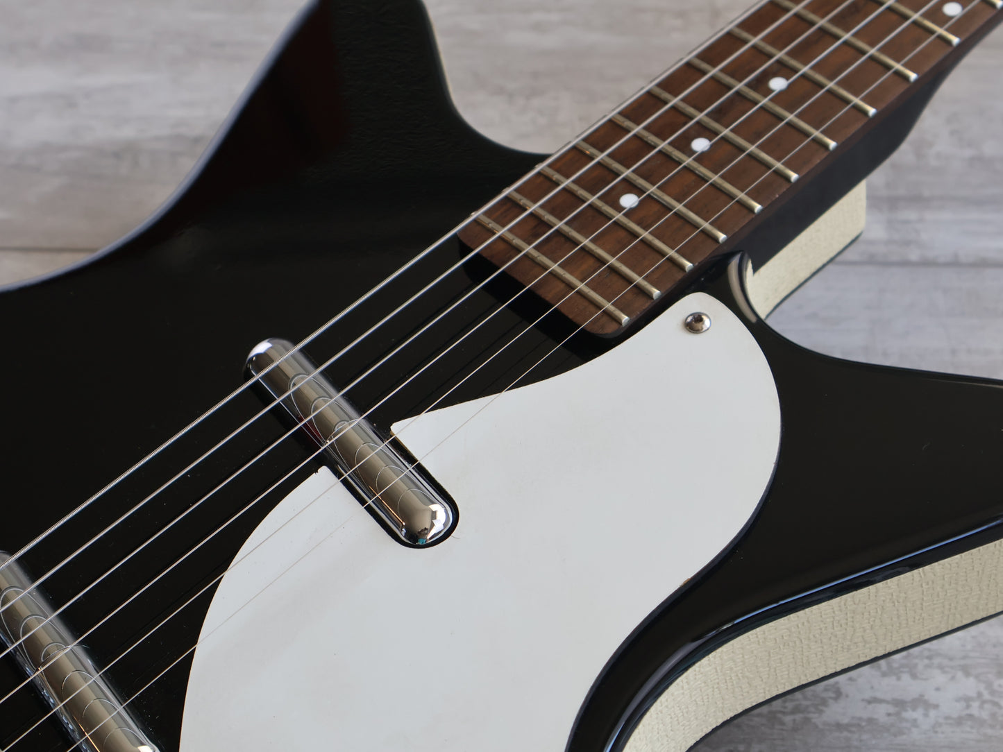 2010's Danelectro Korea DC59M Double Cutaway (Black)
