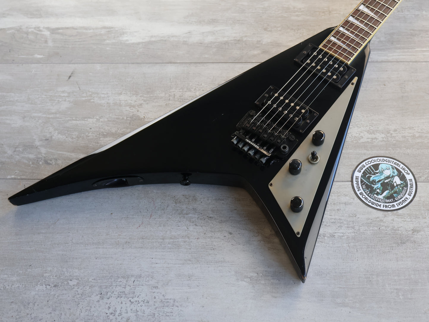1990 Fernandes Japan JS-100 Rhoads Flying V (Black)