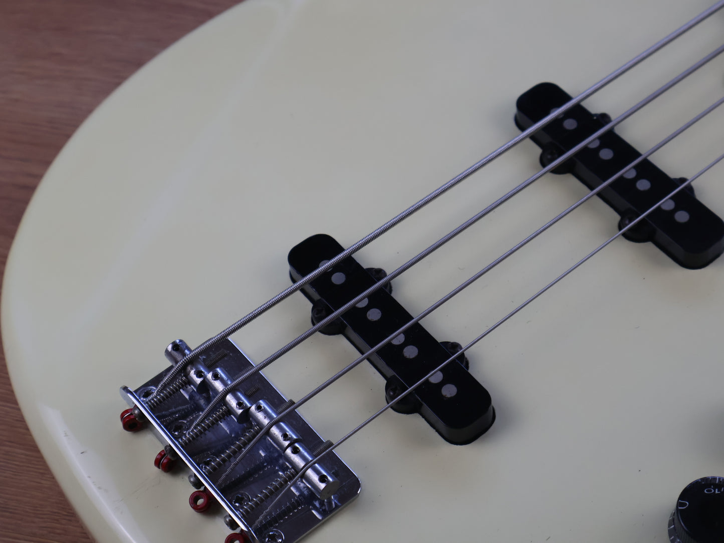 1985 Yamaha Japan BB-V Broad Bass (Aged White)