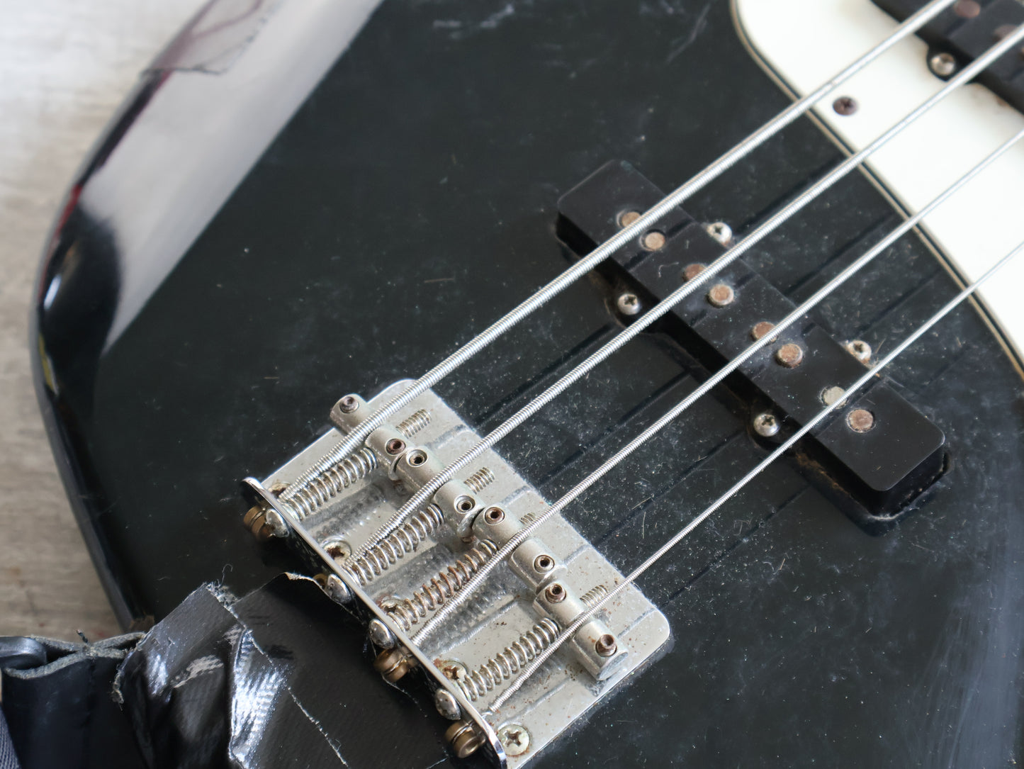 2001 Fender Jazz Bass (Gifted by Courtney Love)