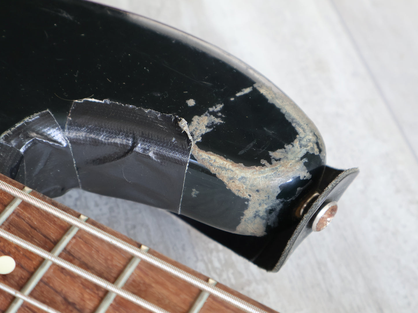 2001 Fender Jazz Bass (Gifted by Courtney Love)