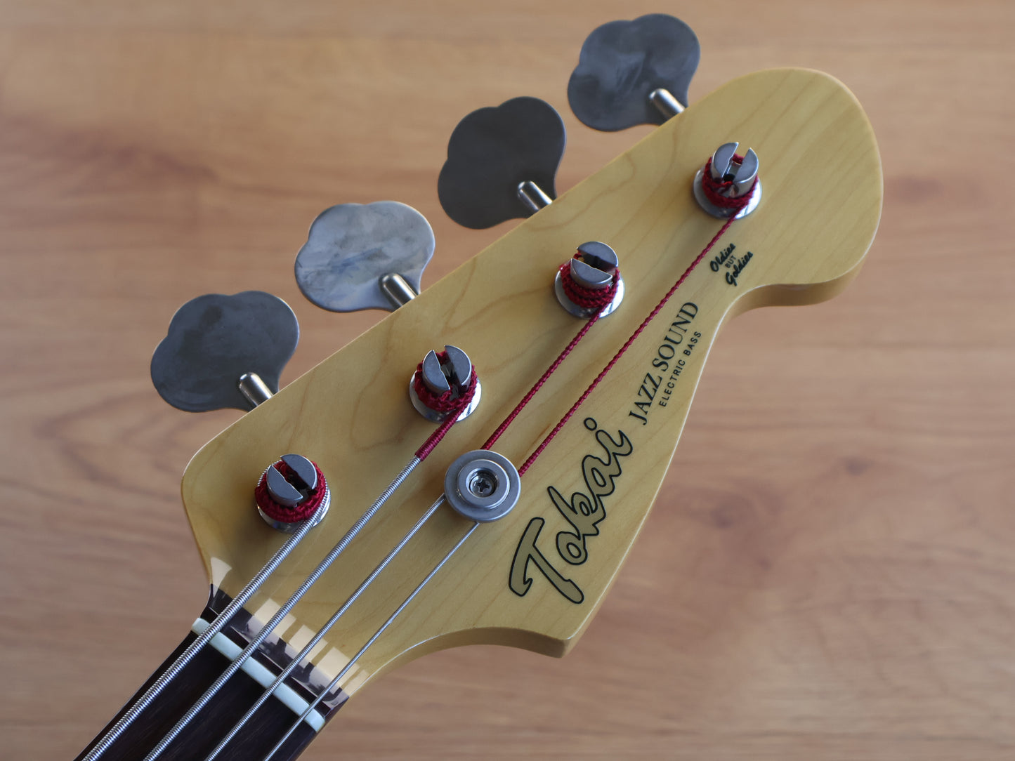 2023 Tokai Japan AJB108 VWH/R Jazz Bass (Vintage White)