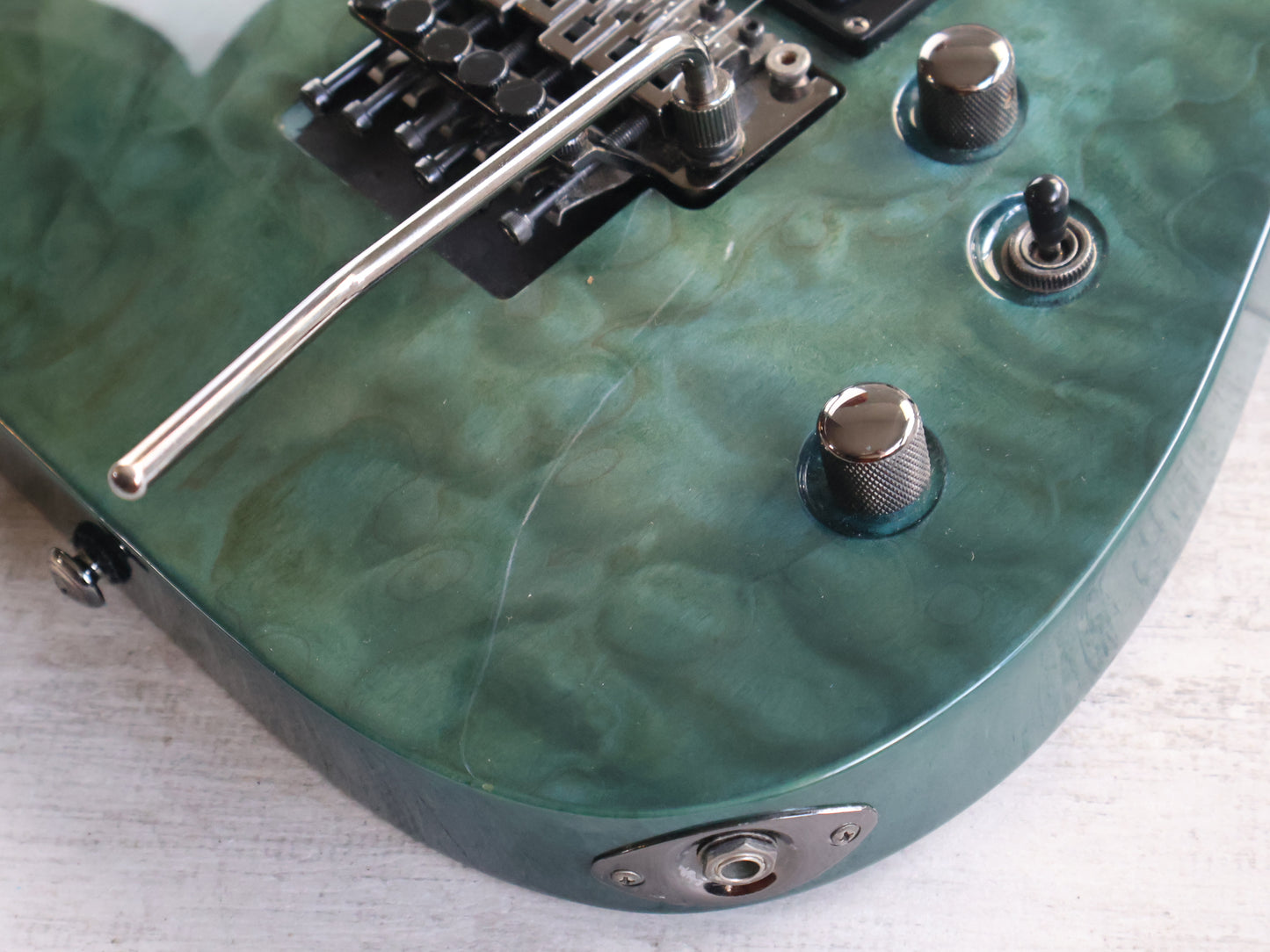 2013 LTD (by ESP) MH-100QM HH Superstrat (Quilt Green)